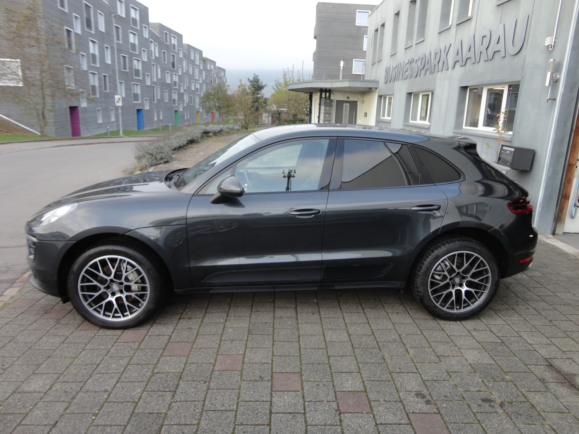 PORSCHE Macan S PDK-image-1