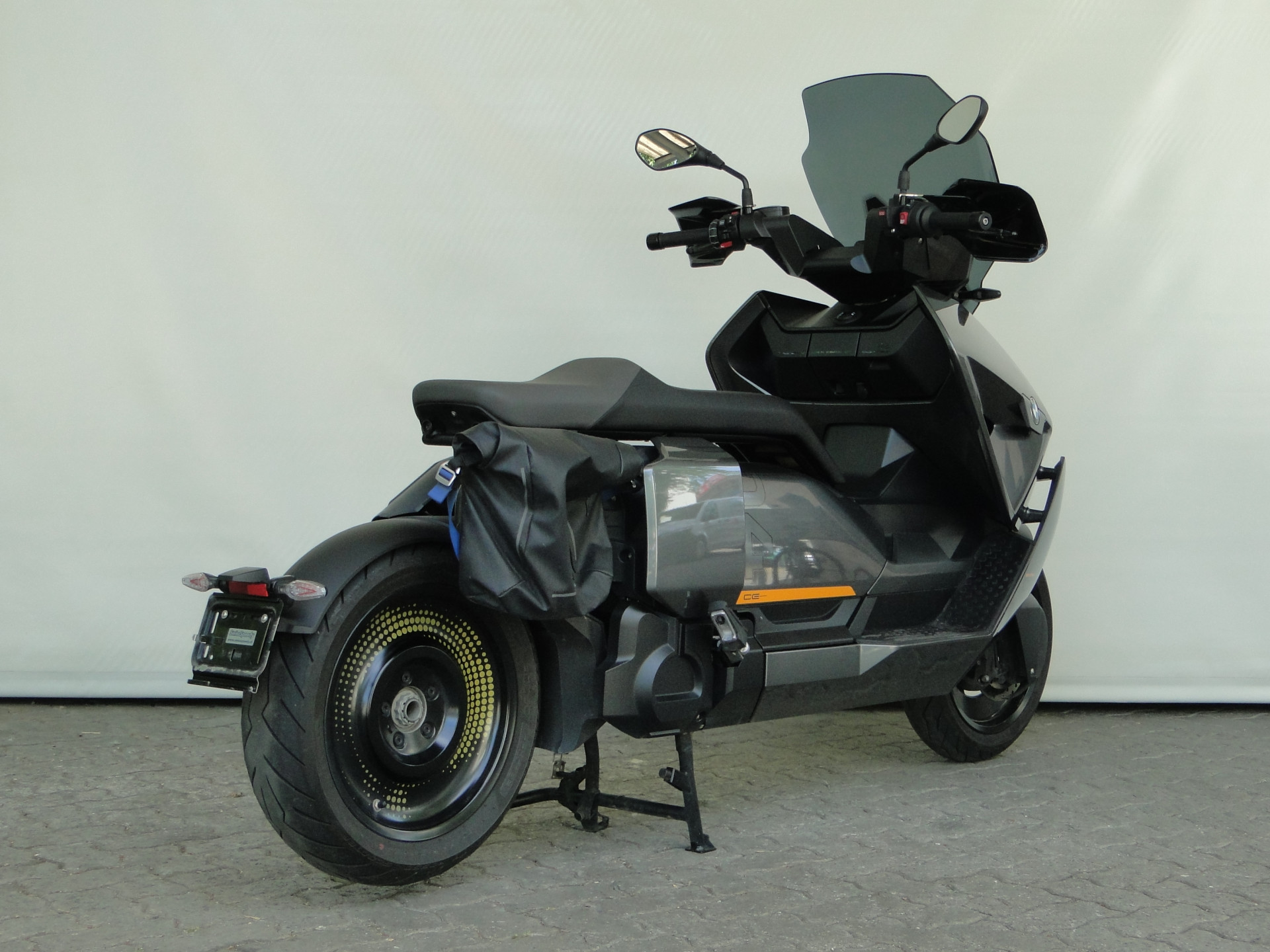 BMW CE 04 Auch als 11kW A1 möglich-showroom-element-3