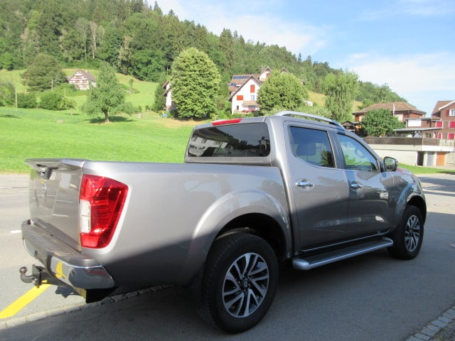 NISSAN Navara 2.3 dCi Double Cab Tekna-image-1