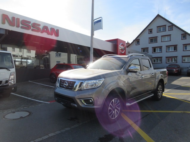NISSAN Navara 2.3 dCi Double Cab Tekna-image-0