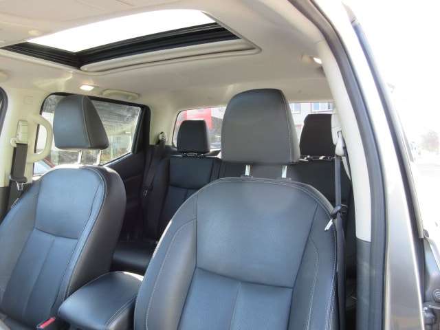 NISSAN Navara 2.3 dCi Double Cab Tekna-image-5