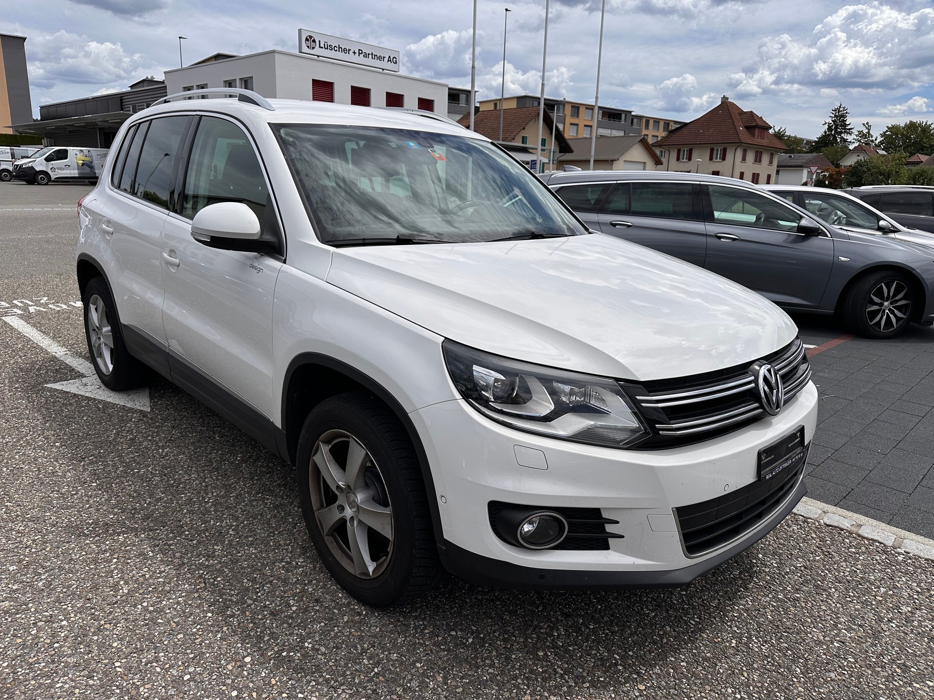 VW Tiguan 2.0 TSI Sport&Style 4Motion DSG-image-2