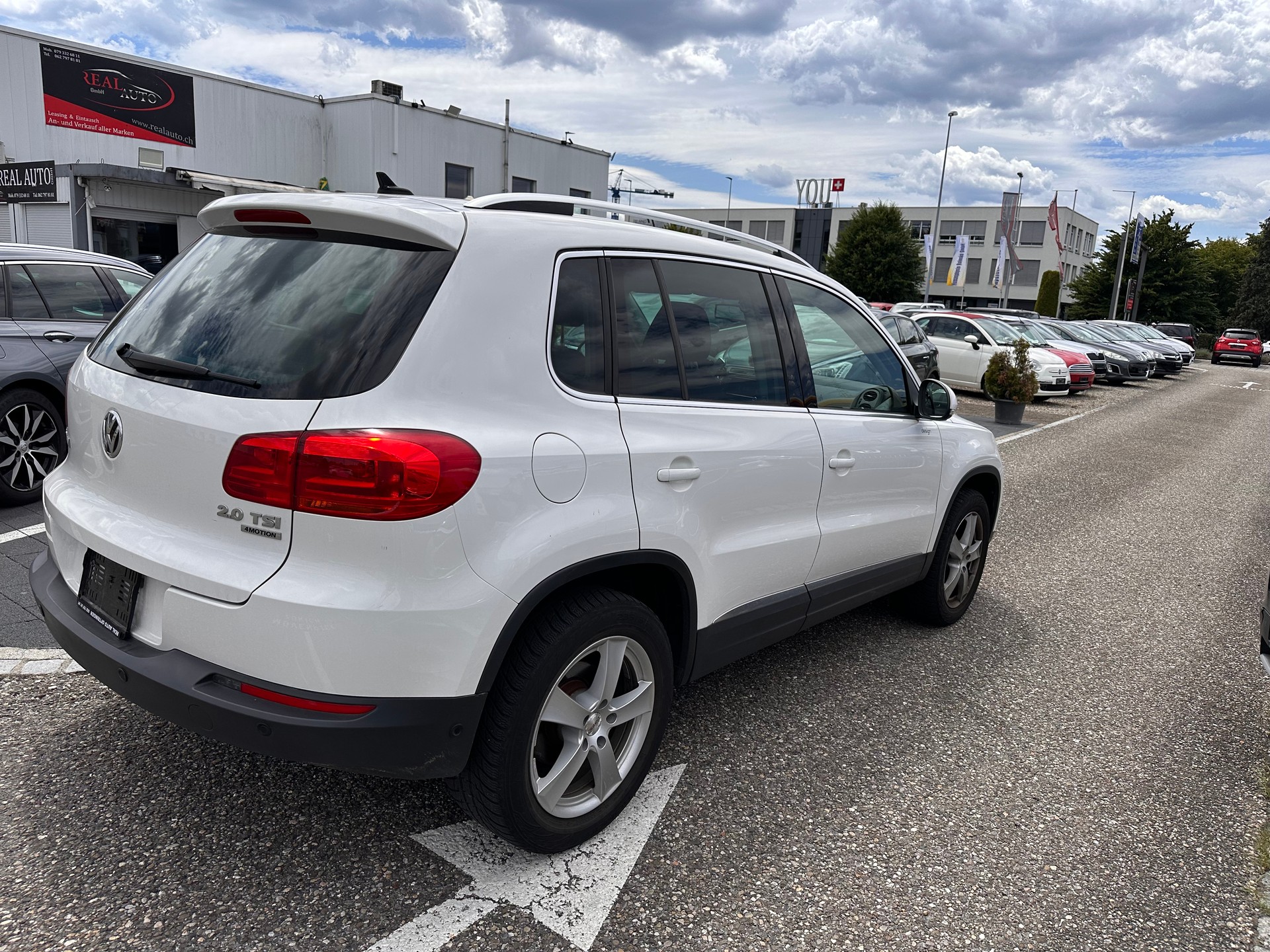 VW Tiguan 2.0 TSI Sport&Style 4Motion DSG-image-3