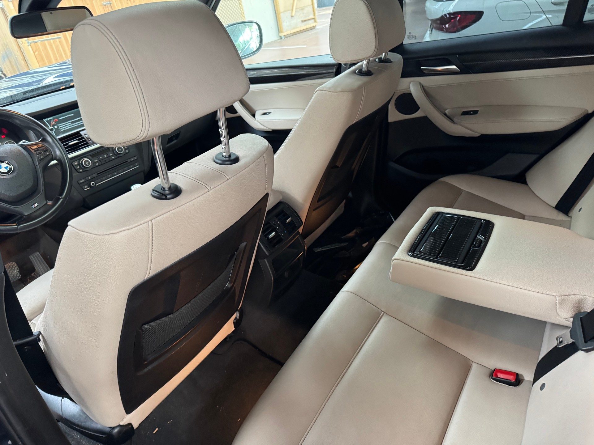 BMW X3 xDrive 35i Steptronic-image-12