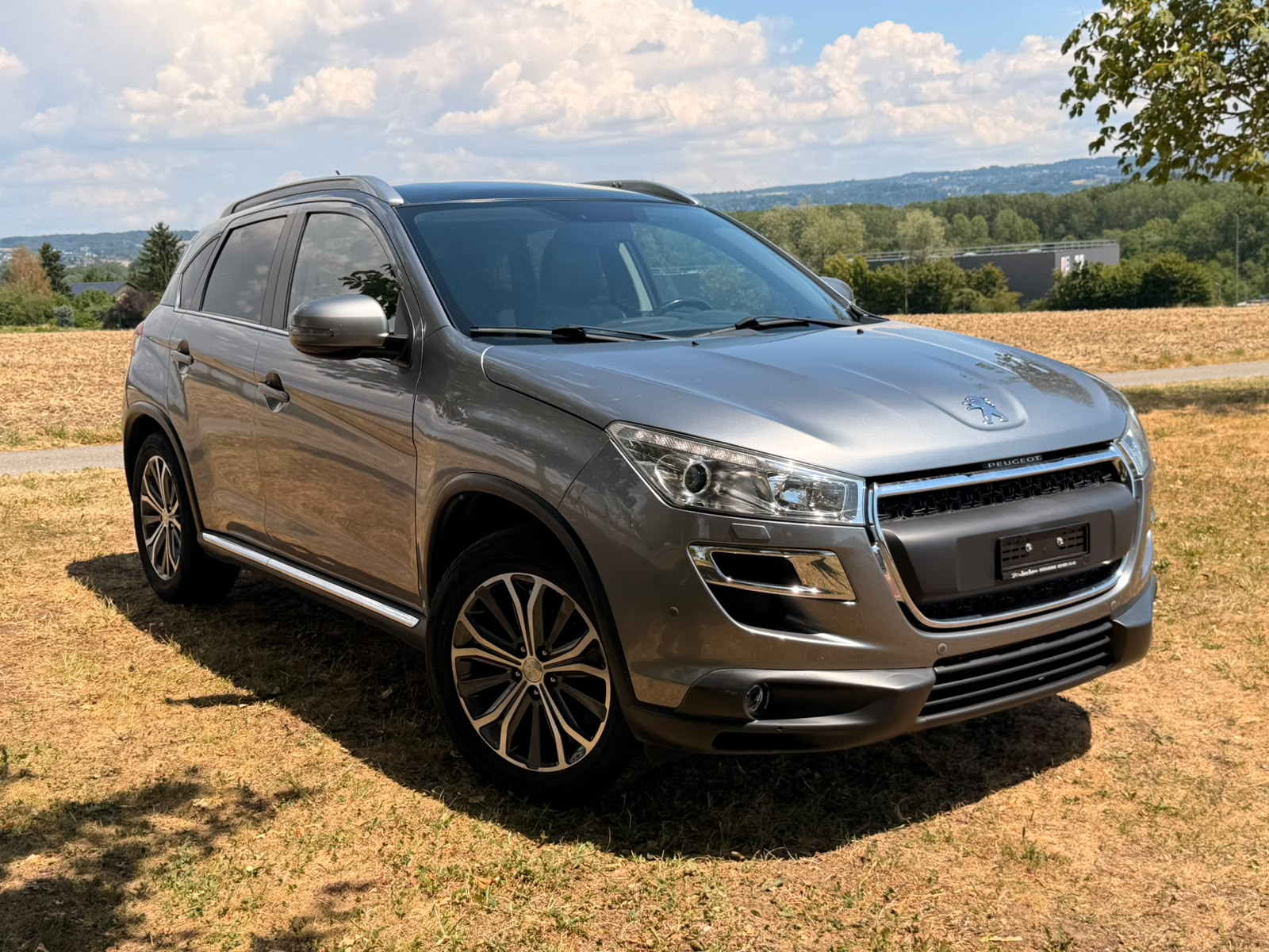 PEUGEOT 4008 1.8 HDi Allure 4WD-image-7