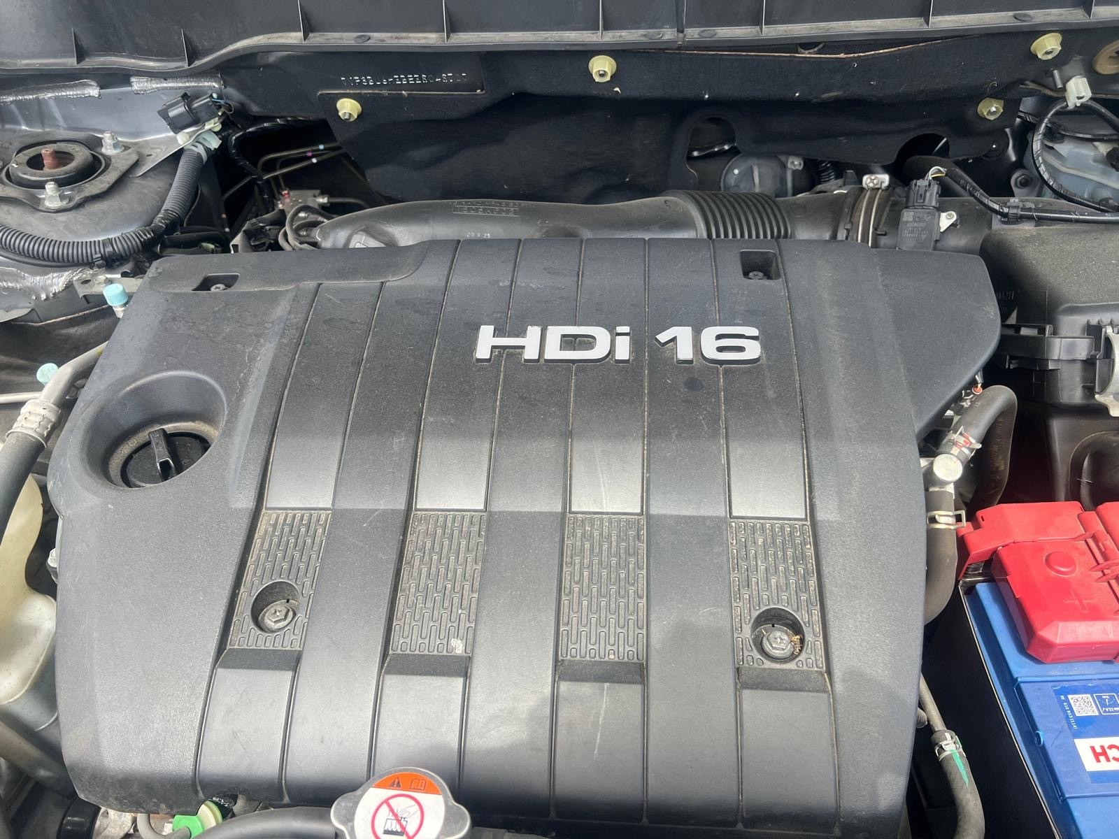 PEUGEOT 4008 1.8 HDi Allure 4WD-image-18