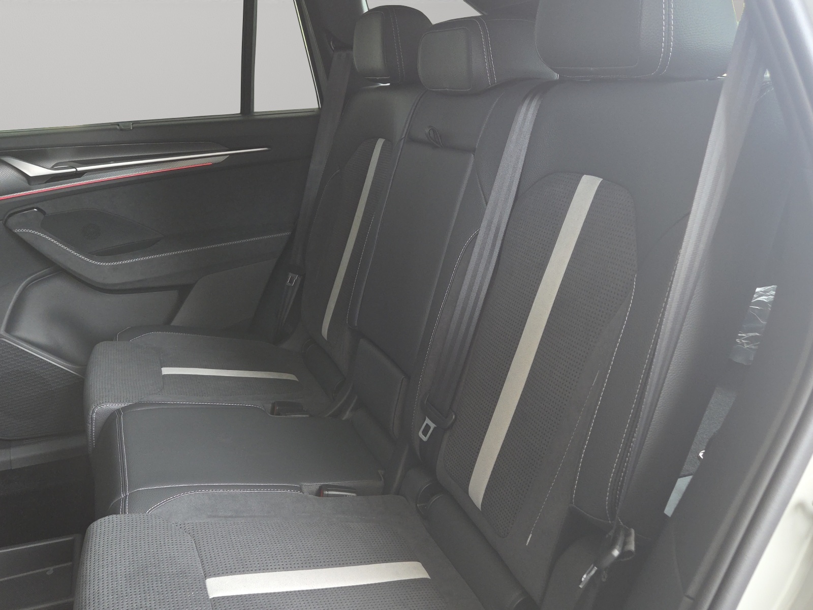 SKODA Kodiaq 2.0 TSI Sportline 4x4-image-8