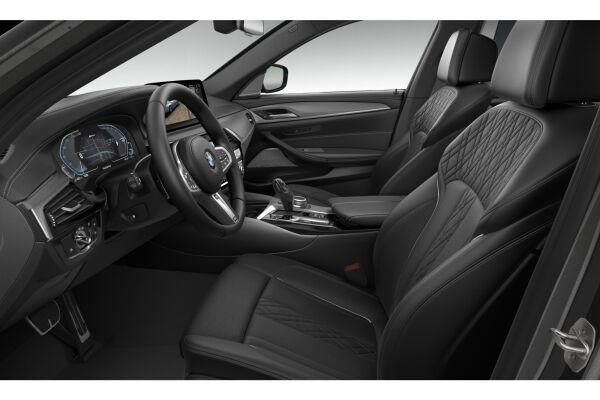 BMW 545e xDrive SAG-showroom-element-3
