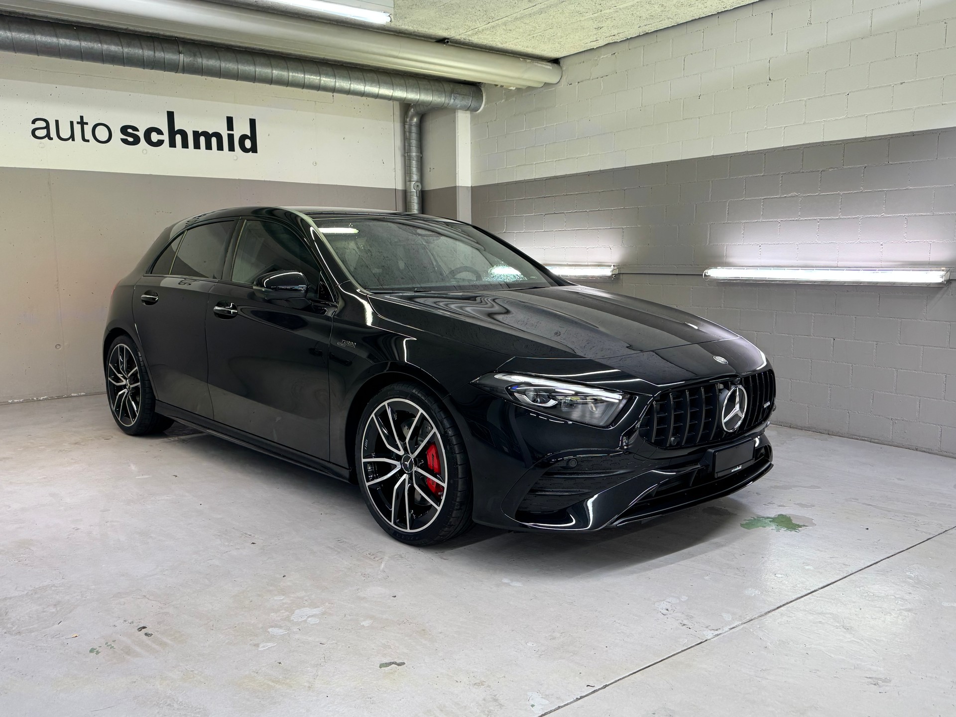 MERCEDES-BENZ A AMG 35 4Matic 8G-DCT-image-0