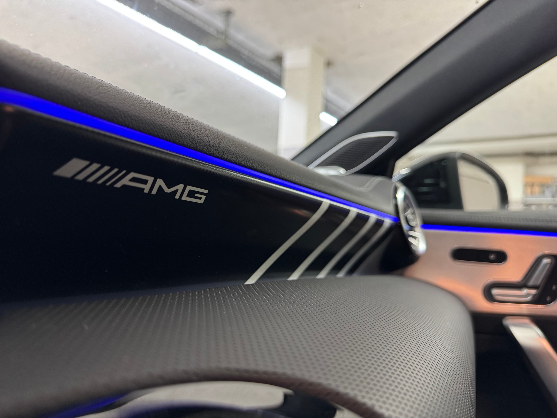 MERCEDES-BENZ A AMG 35 4Matic 8G-DCT-image-16