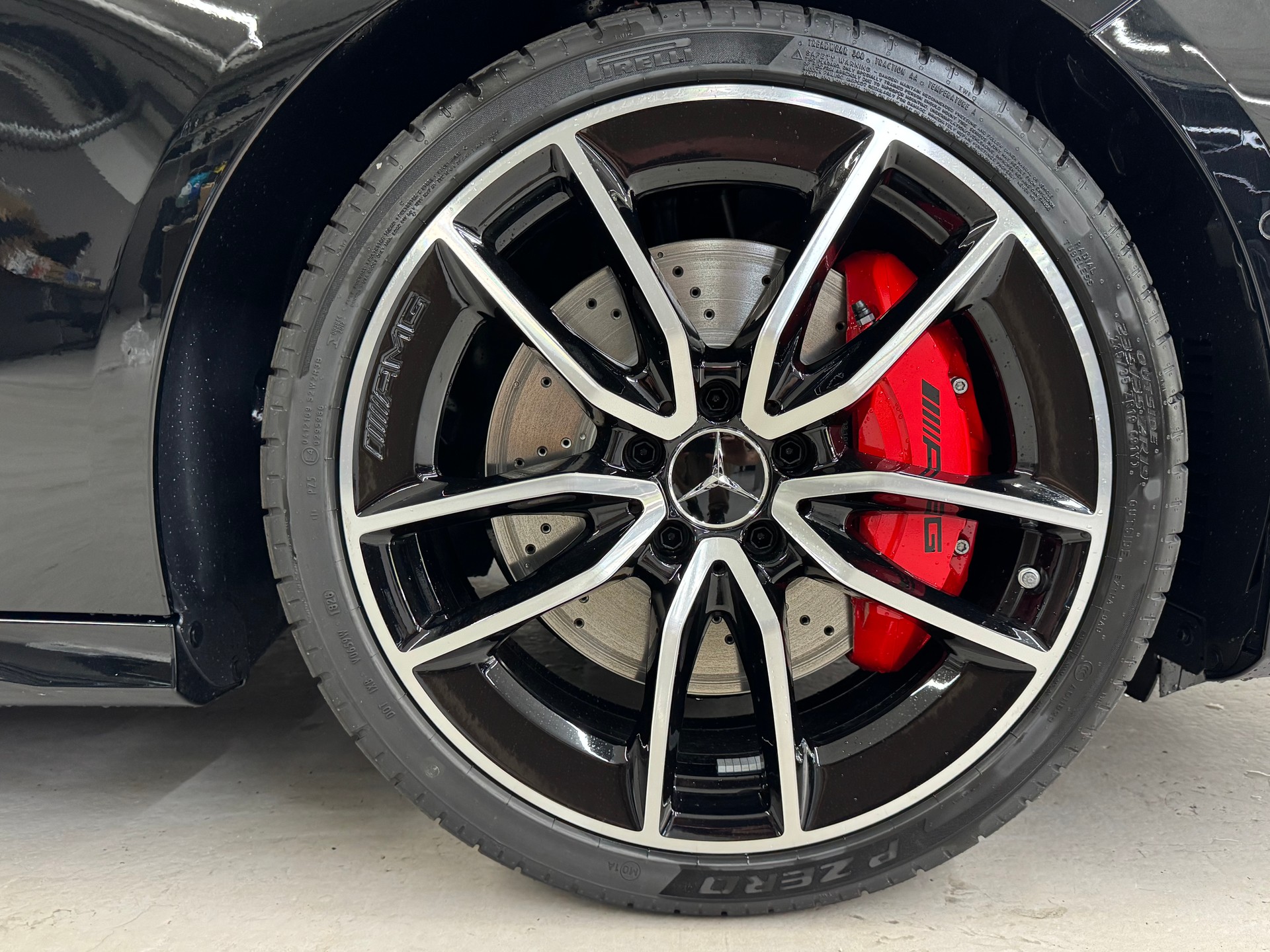 MERCEDES-BENZ A AMG 35 4Matic 8G-DCT-image-8