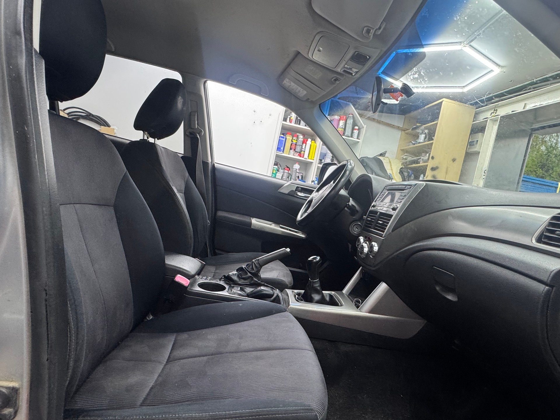 SUBARU Forester 2.0X Advantage-image-13