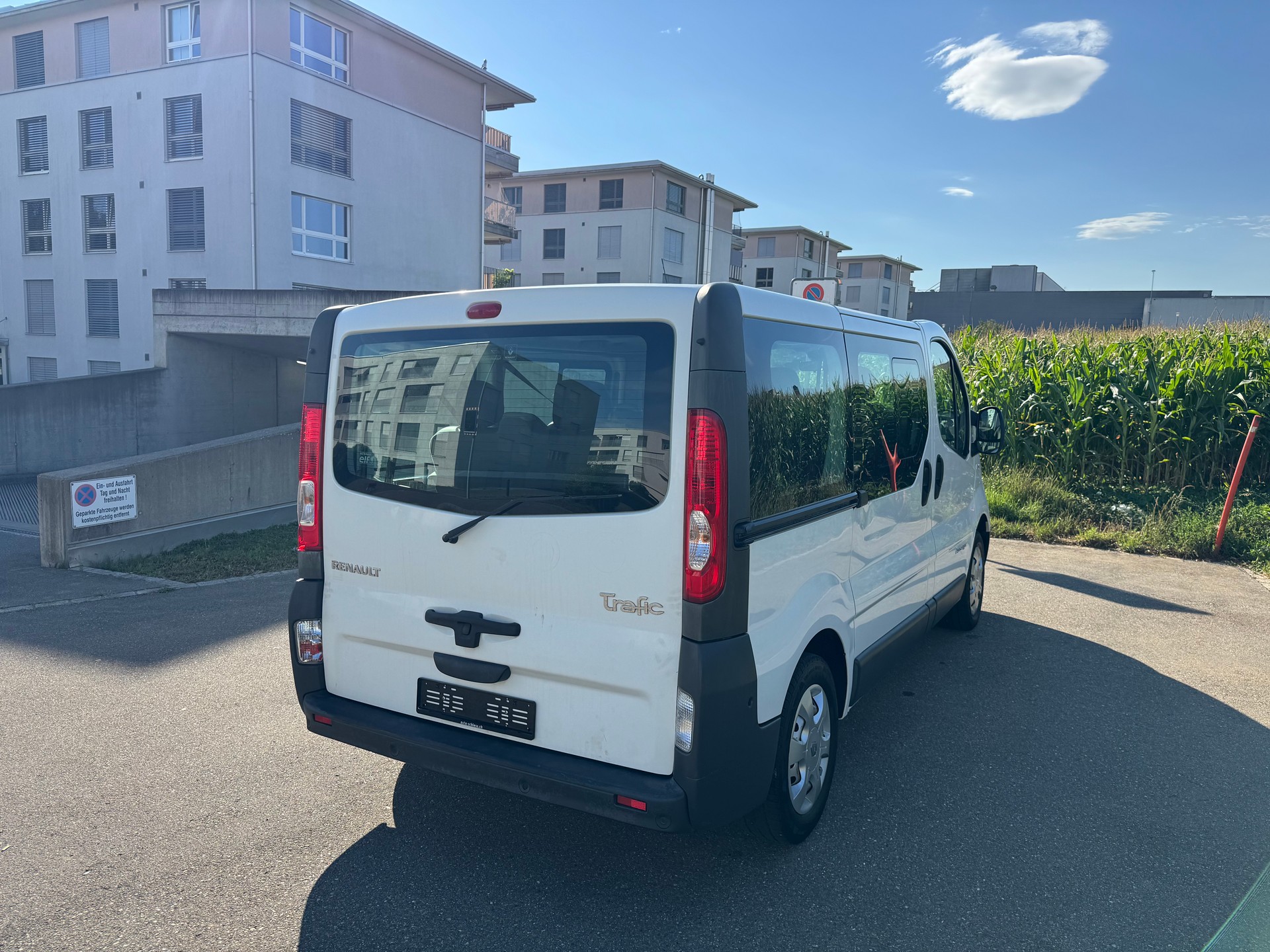 RENAULT RENAULT Trafic 2.0 dci 115 Grand passenger Black (9) Platz Edition-image-4