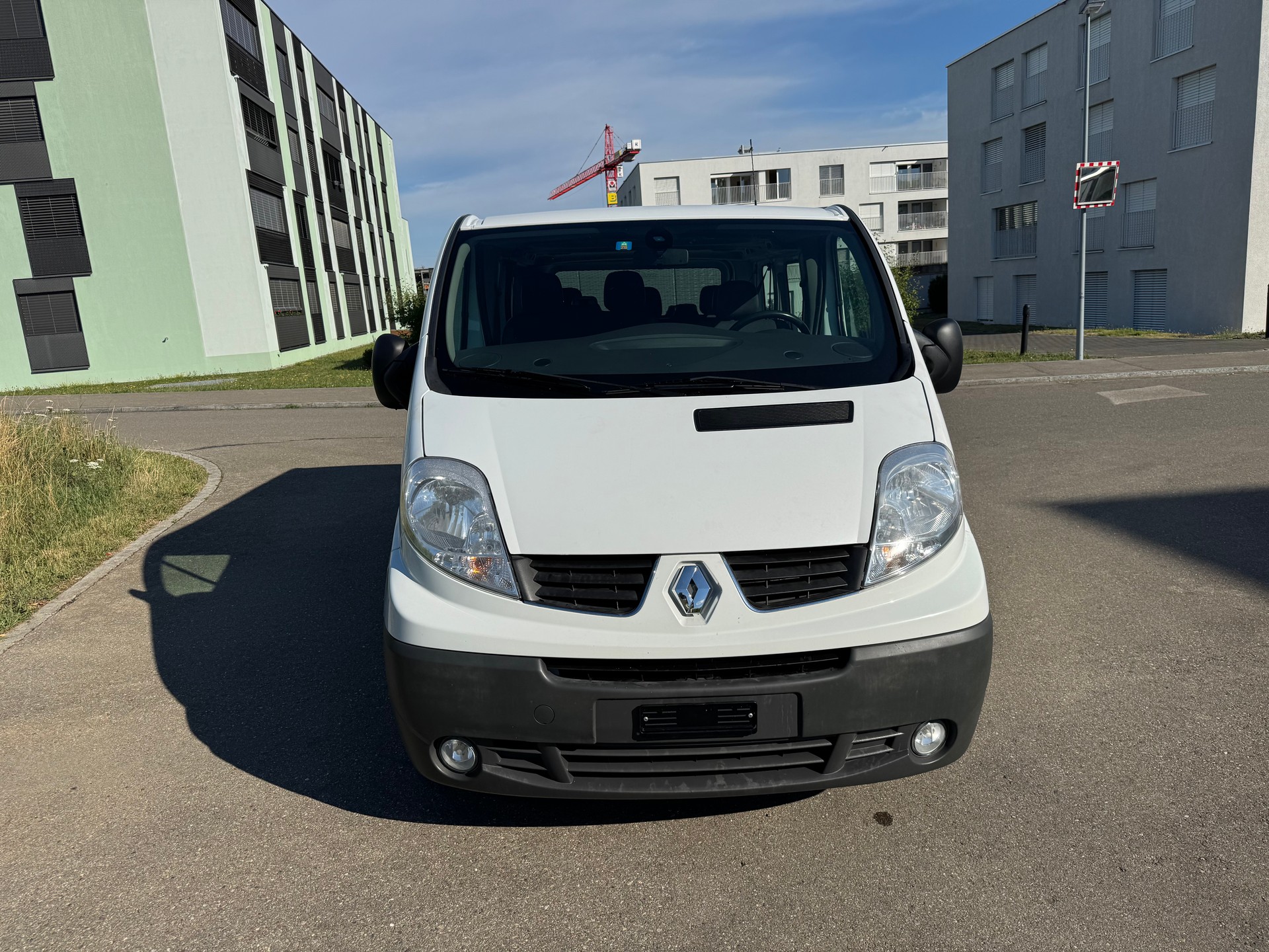 RENAULT RENAULT Trafic 2.0 dci 115 Grand passenger Black (9) Platz Edition-image-1