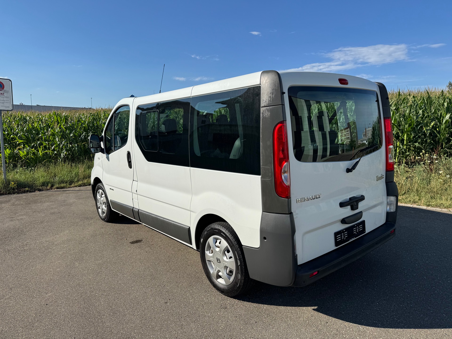 RENAULT RENAULT Trafic 2.0 dci 115 Grand passenger Black (9) Platz Edition-image-6