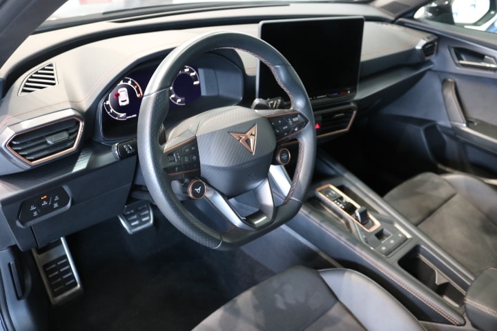 CUPRA Formentor 1.5 TSI DSG-image-5