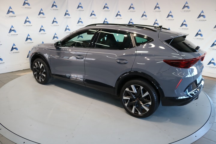 CUPRA Formentor 1.5 TSI DSG-image-17