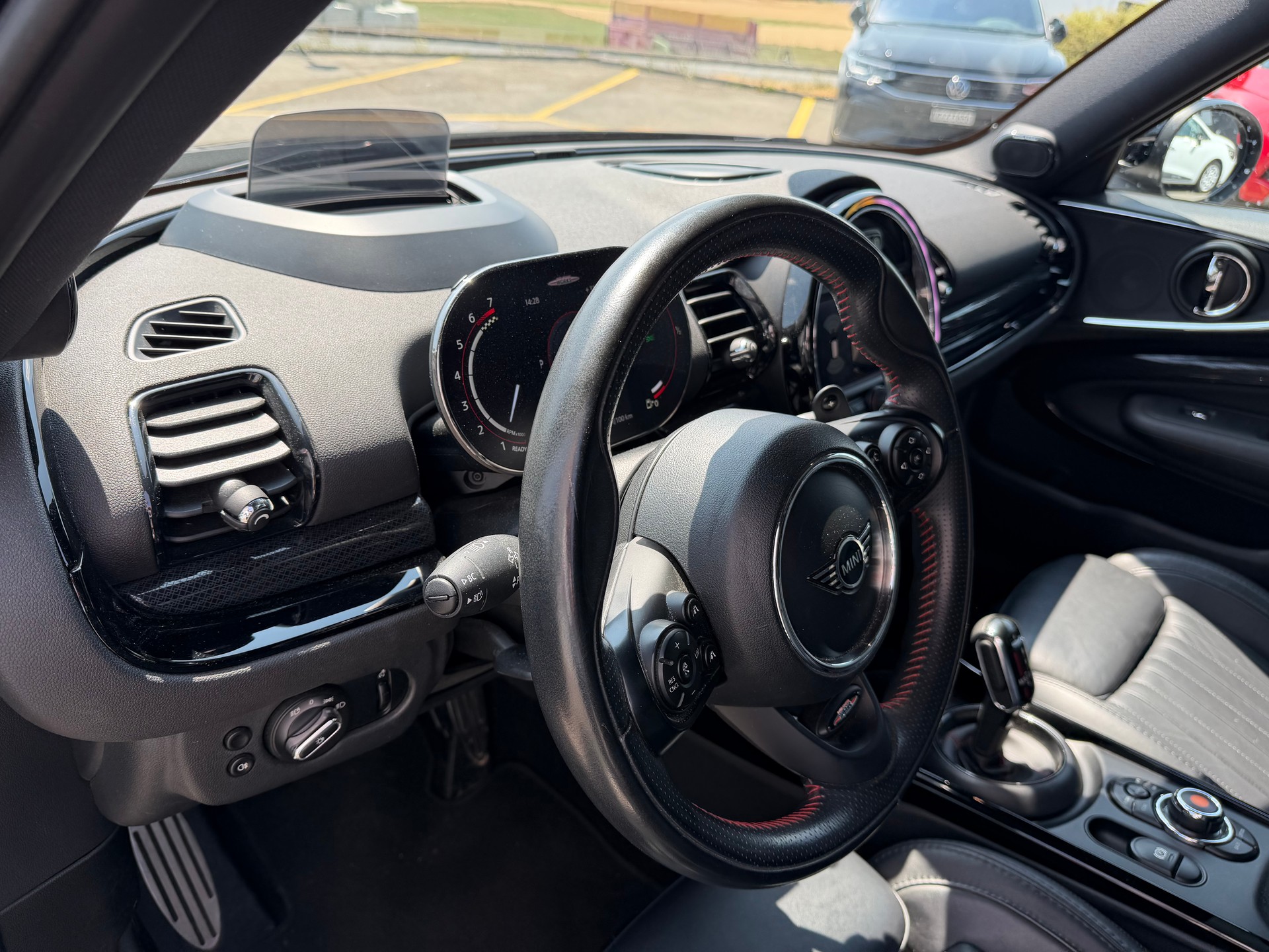 MINI Clubman Cooper John Cooper Works ALL4 Steptronic-image-8