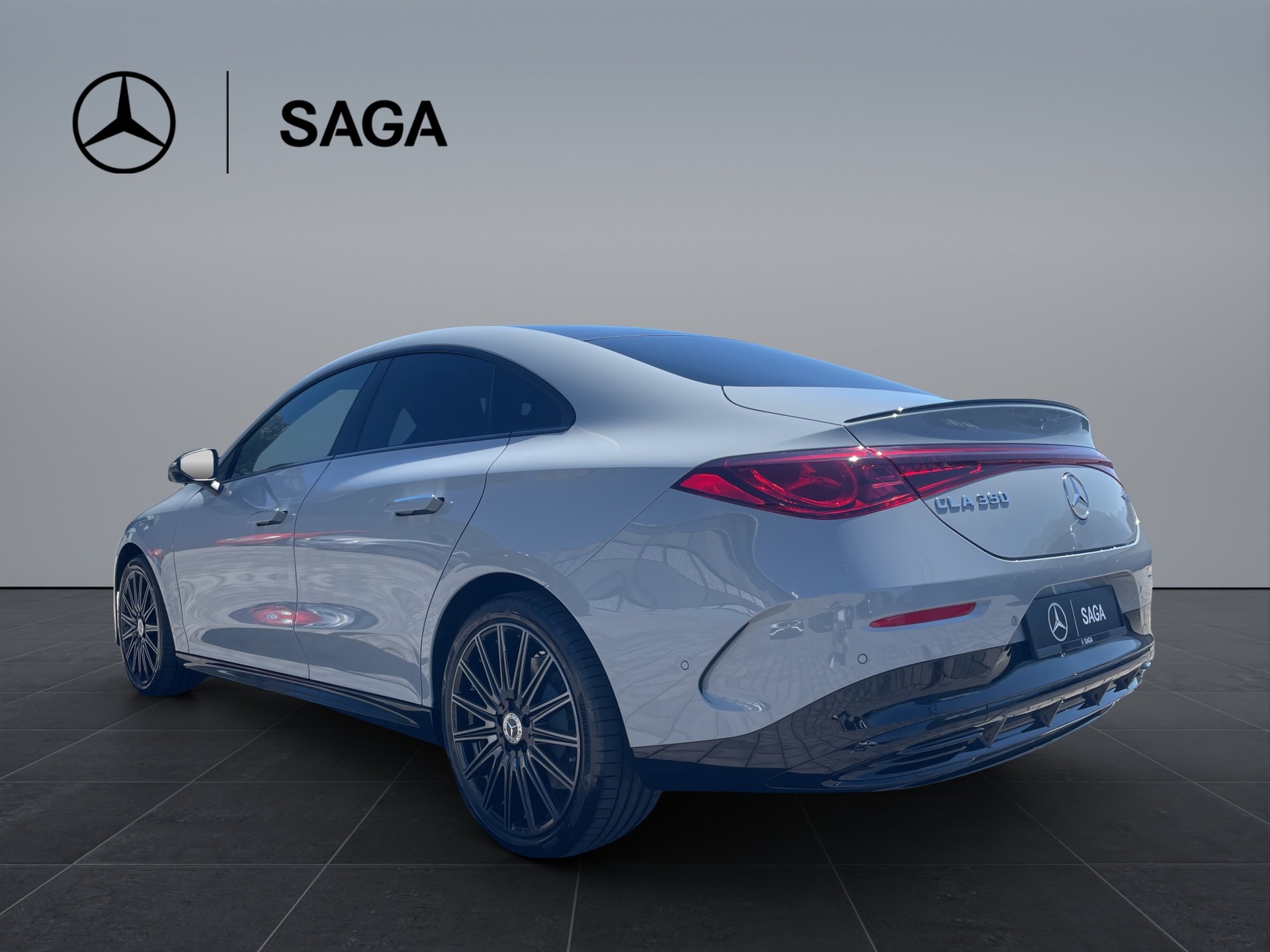MERCEDES-BENZ CLA 350 4 Matic 85 kWh EQ-showroom-element-3