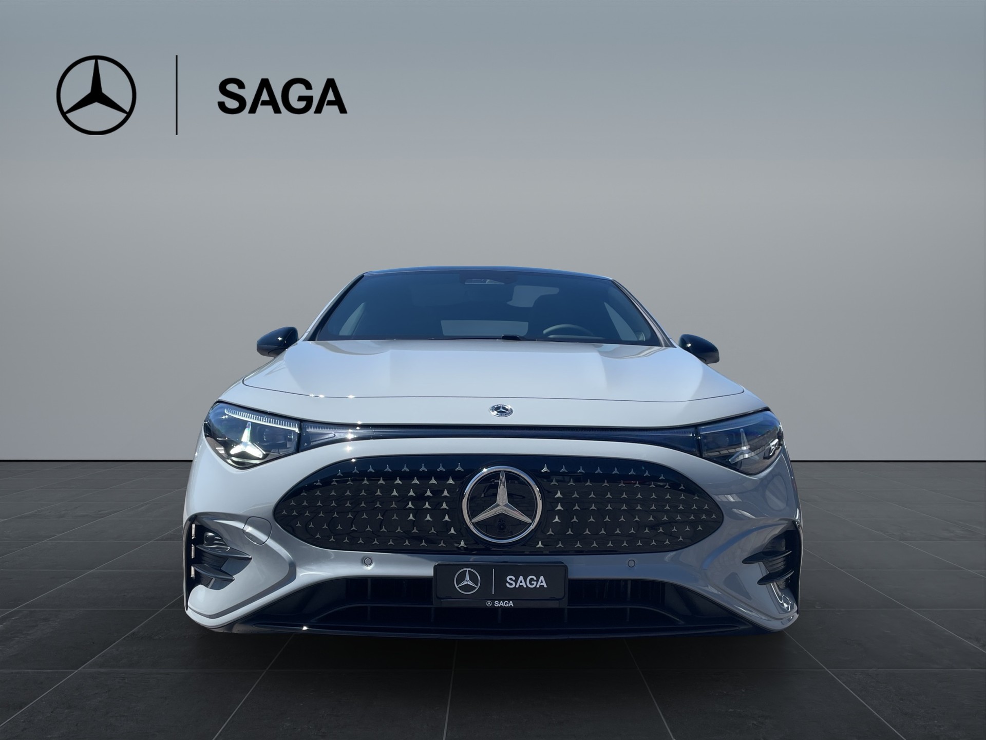 MERCEDES-BENZ CLA 350 4 Matic 85 kWh EQ-showroom-element-1