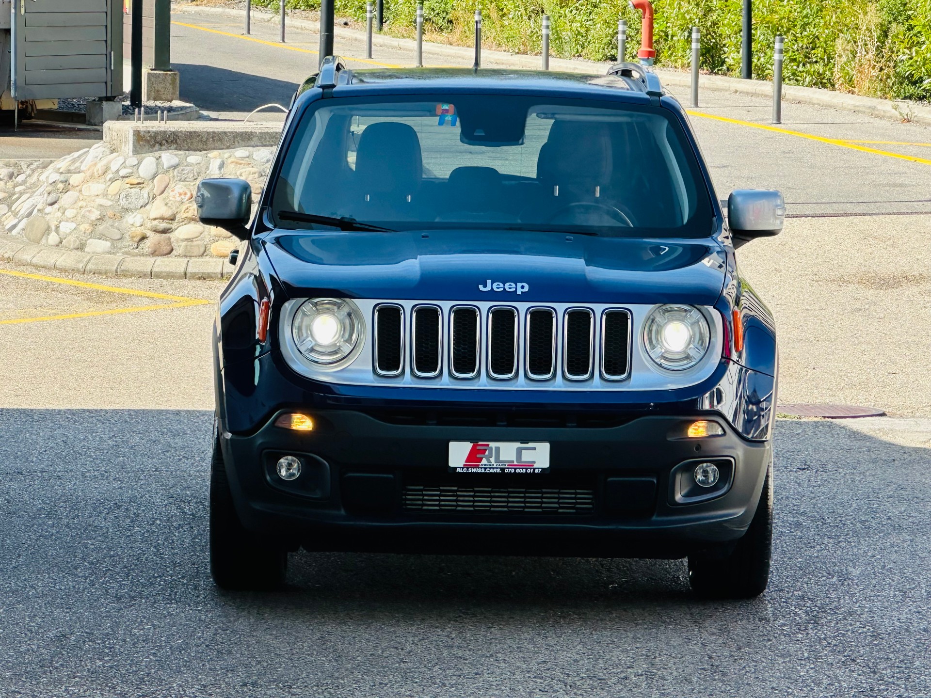 JEEP Renegade 1.4 Turbo Limited AWD-image-3