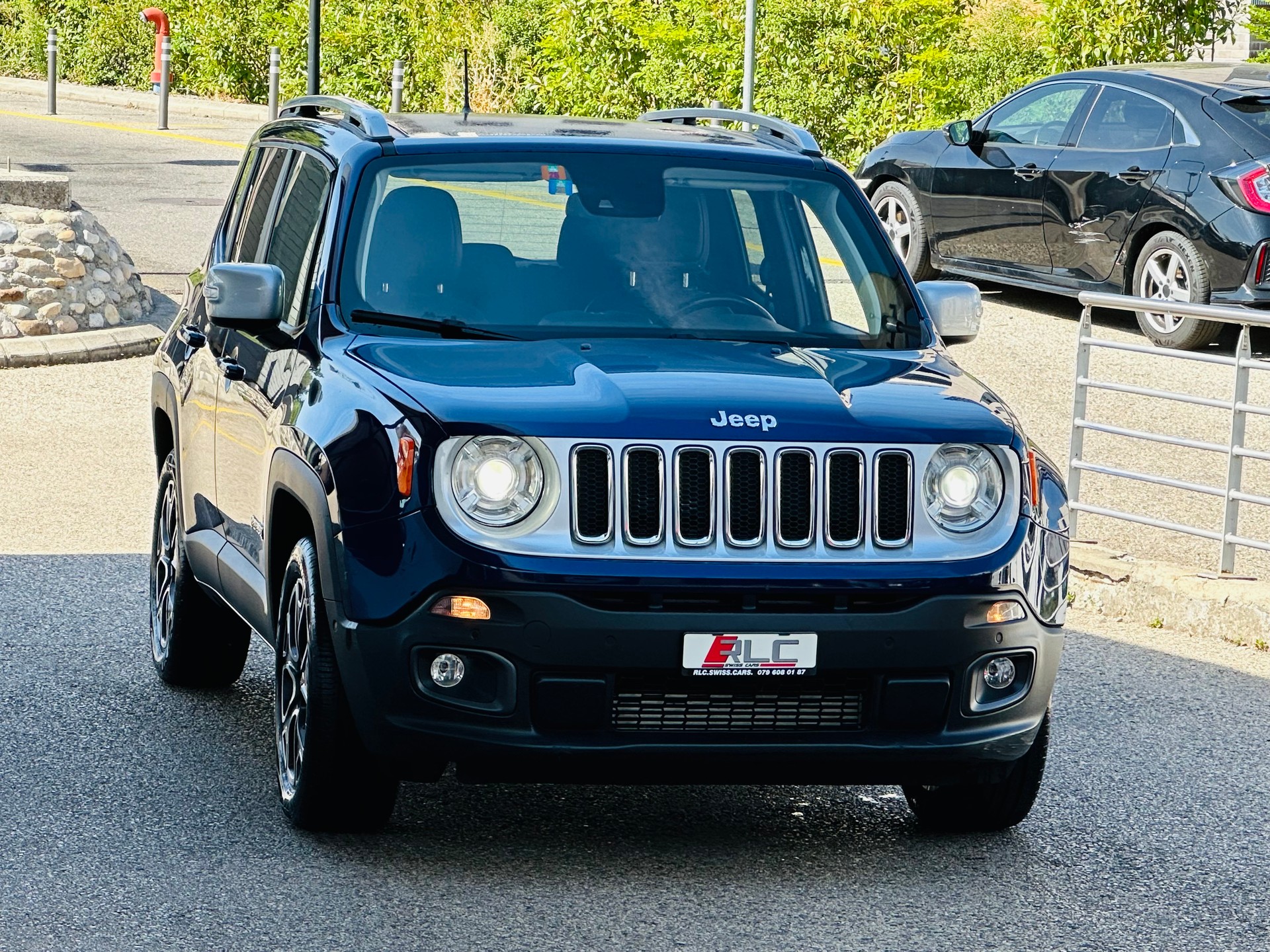 JEEP Renegade 1.4 Turbo Limited AWD-image-4
