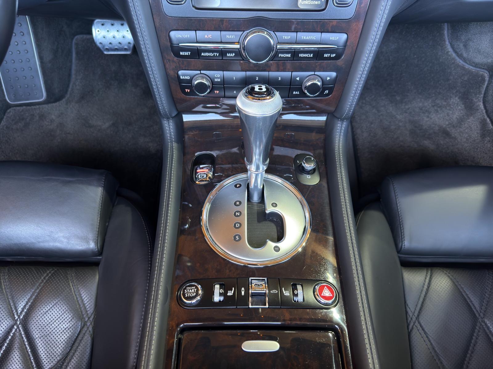 BENTLEY Continental GTC 6.0-image-21