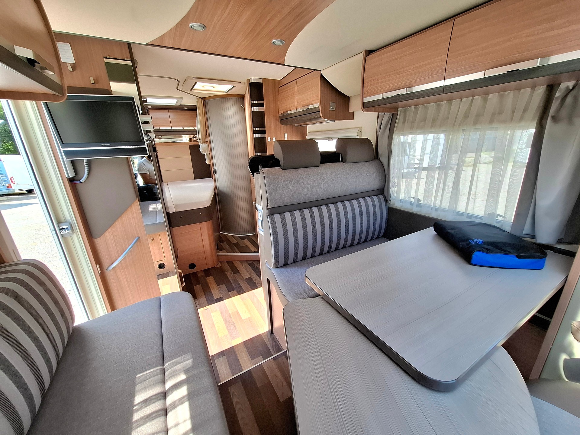 KNAUS Sky Wave 650 MF - ab MFK, Service, GK, neue Reifen! TOP!-image-9