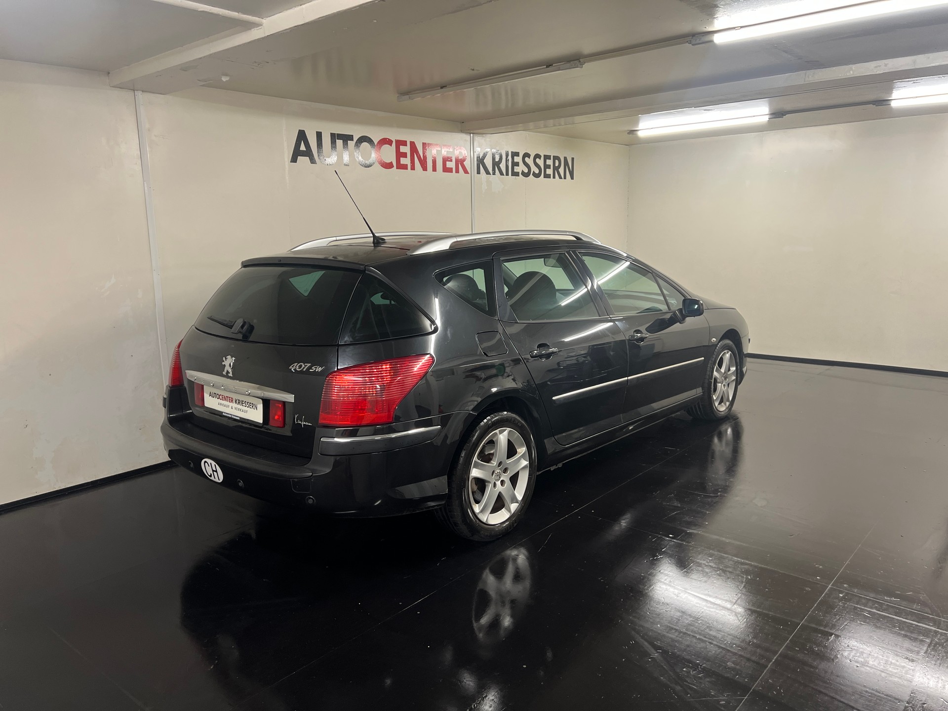 PEUGEOT 407 SW 2.2 ST Dynamic-image-4