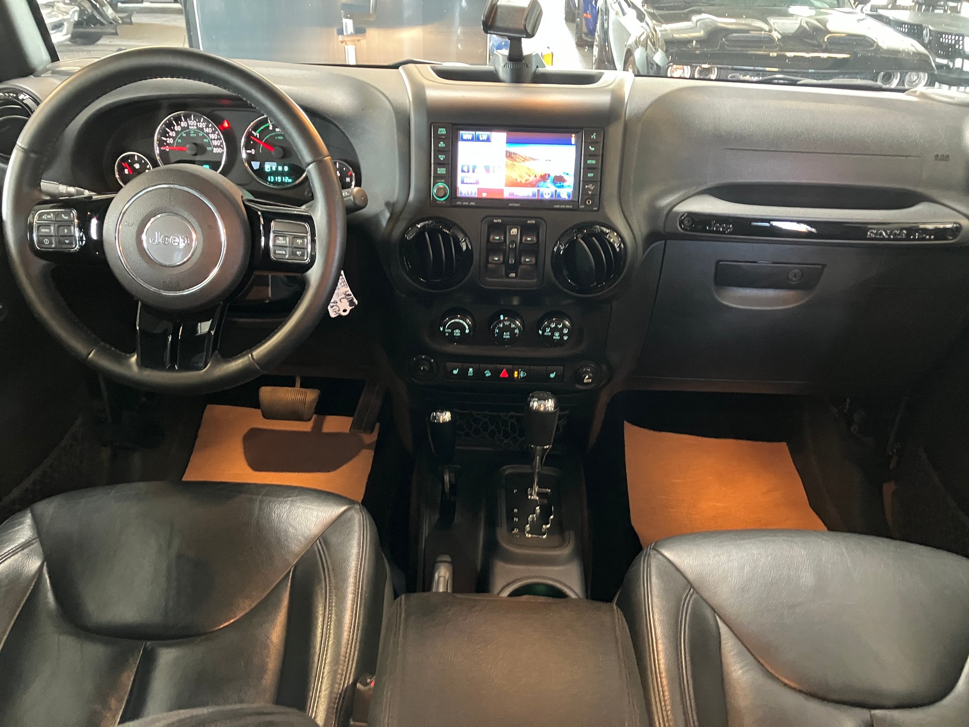 JEEP Wrangler 2.8CRD Unlimited Black Edition II Aut.-image-24