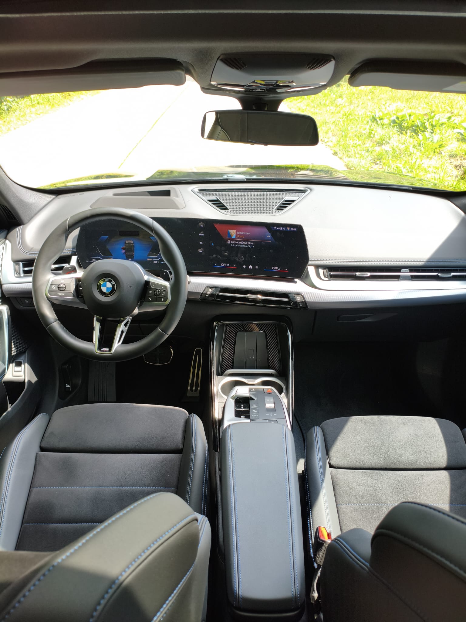 BMW 23d xDrive paddles-image-4