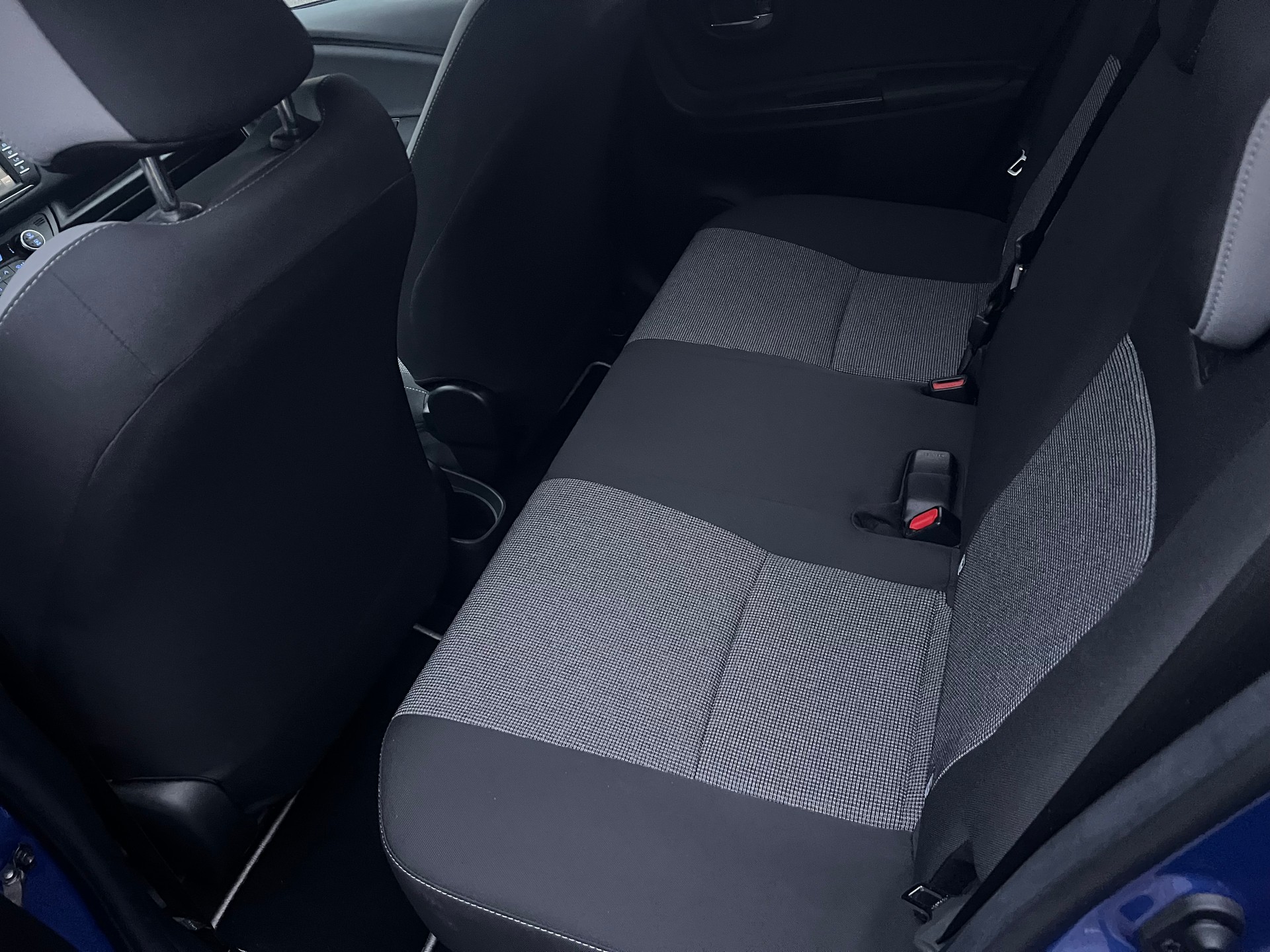 TOYOTA Yaris 1.5 VVT-i Hybrid Trend e-CVT-image-14