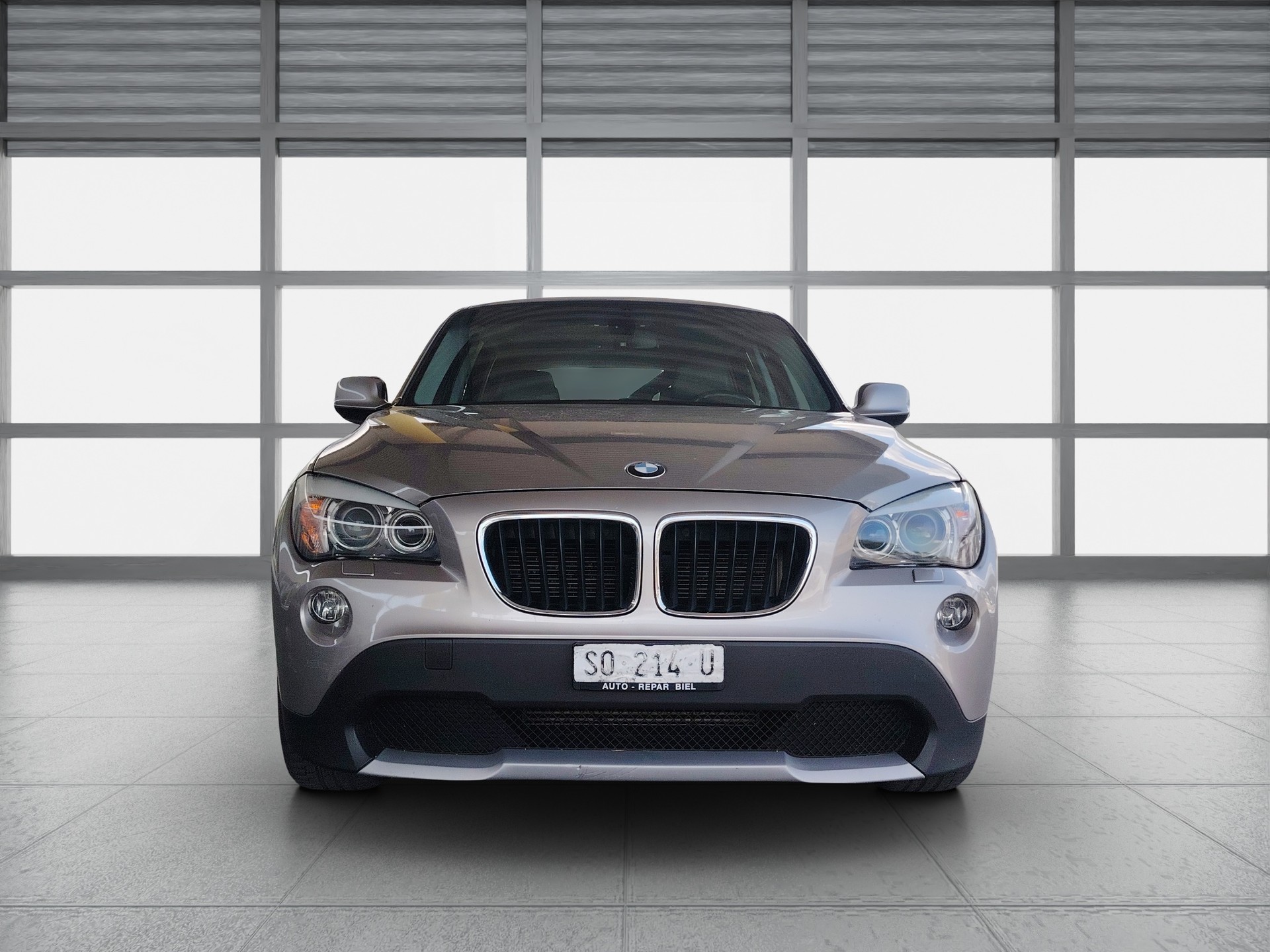 BMW X1 xDrive 18d-image-1