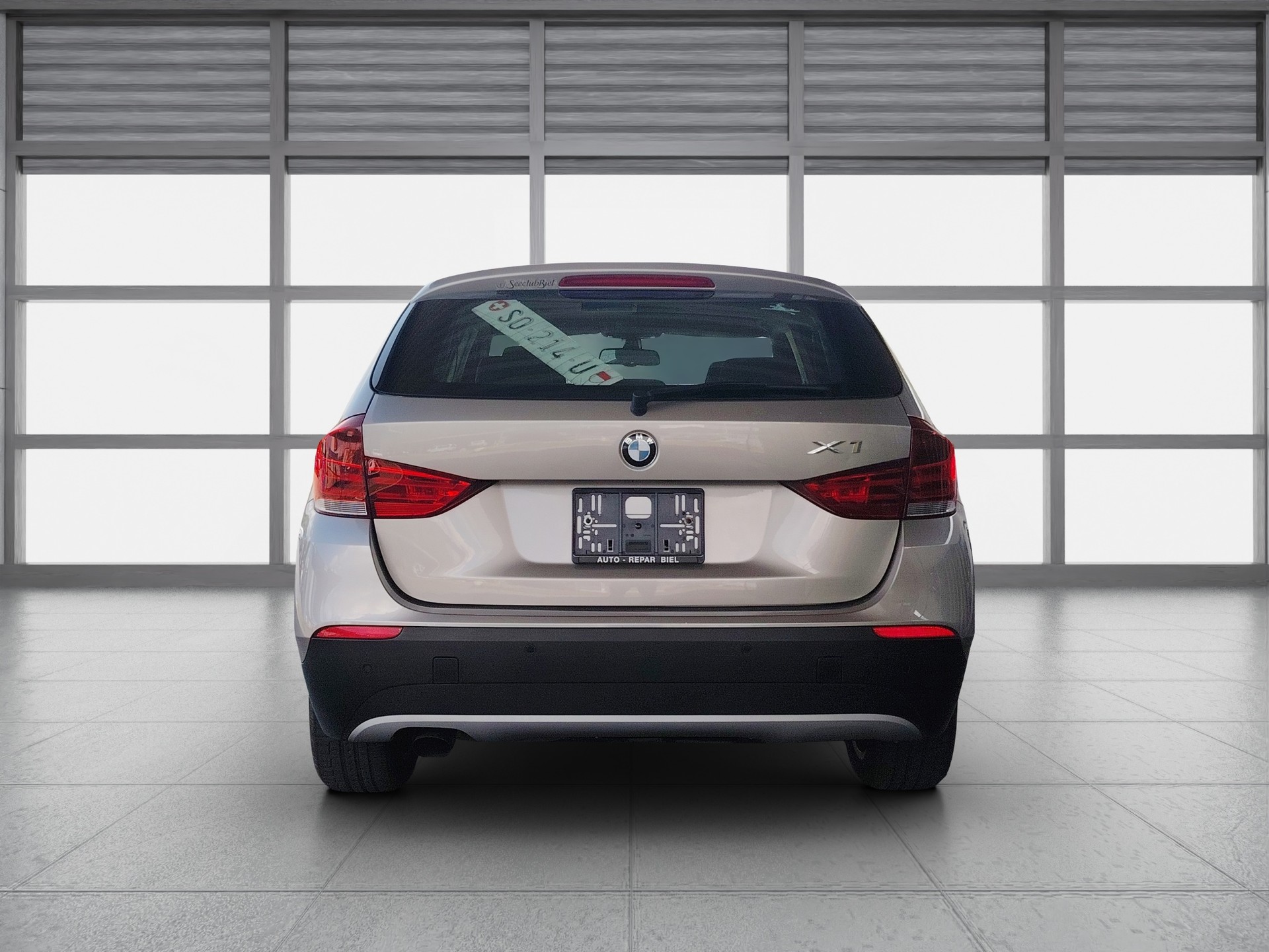 BMW X1 xDrive 18d-image-5