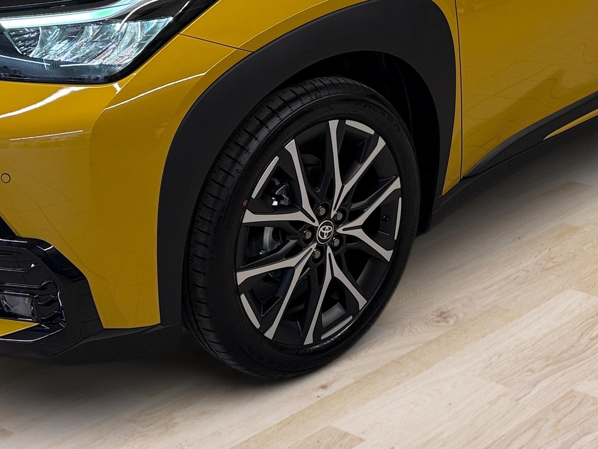 TOYOTA Aygo X 1.5 GR Sport e-CVT-image-9