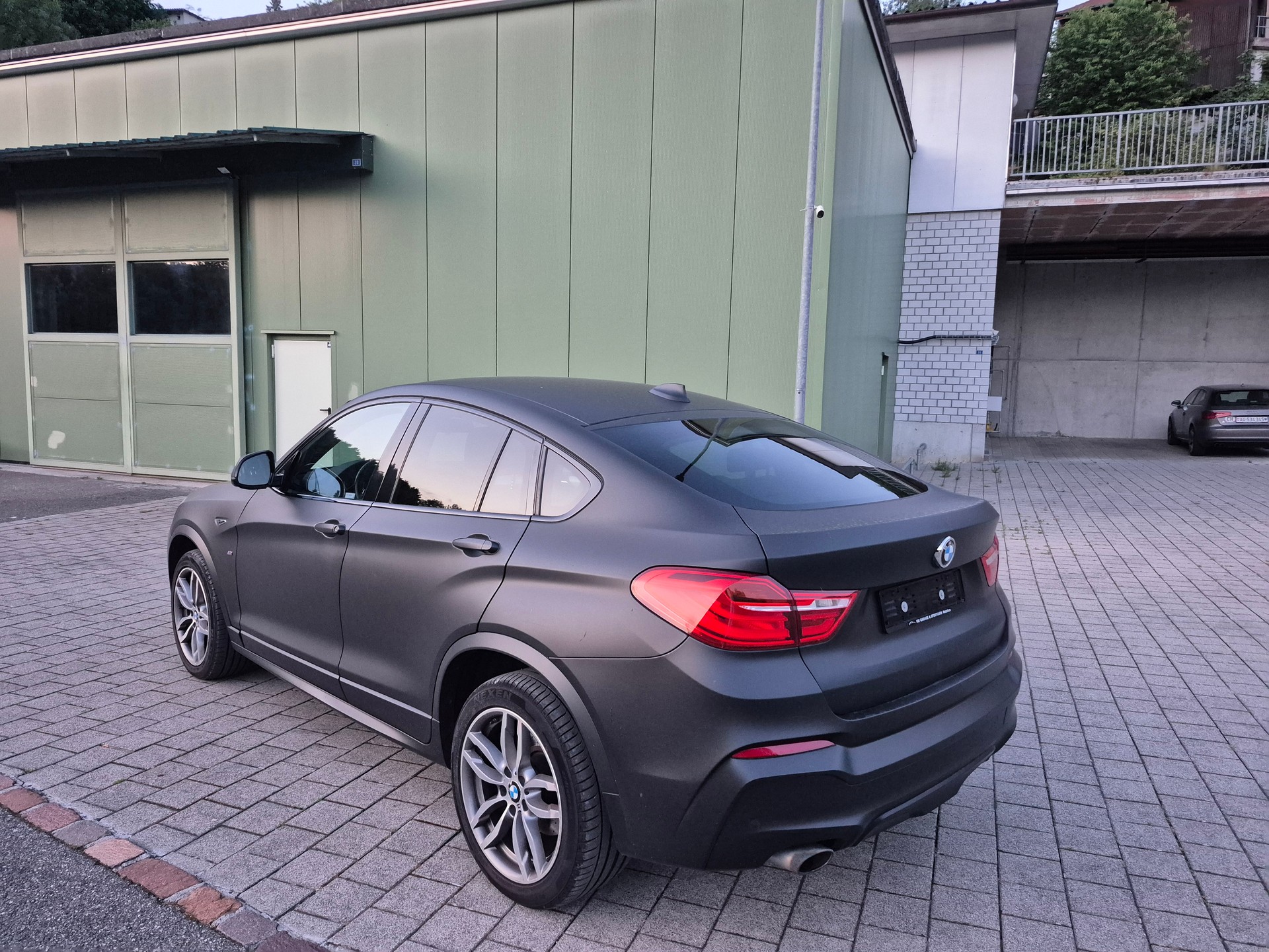 BMW X4 xDrive 20d M Sport Steptronic-image-5