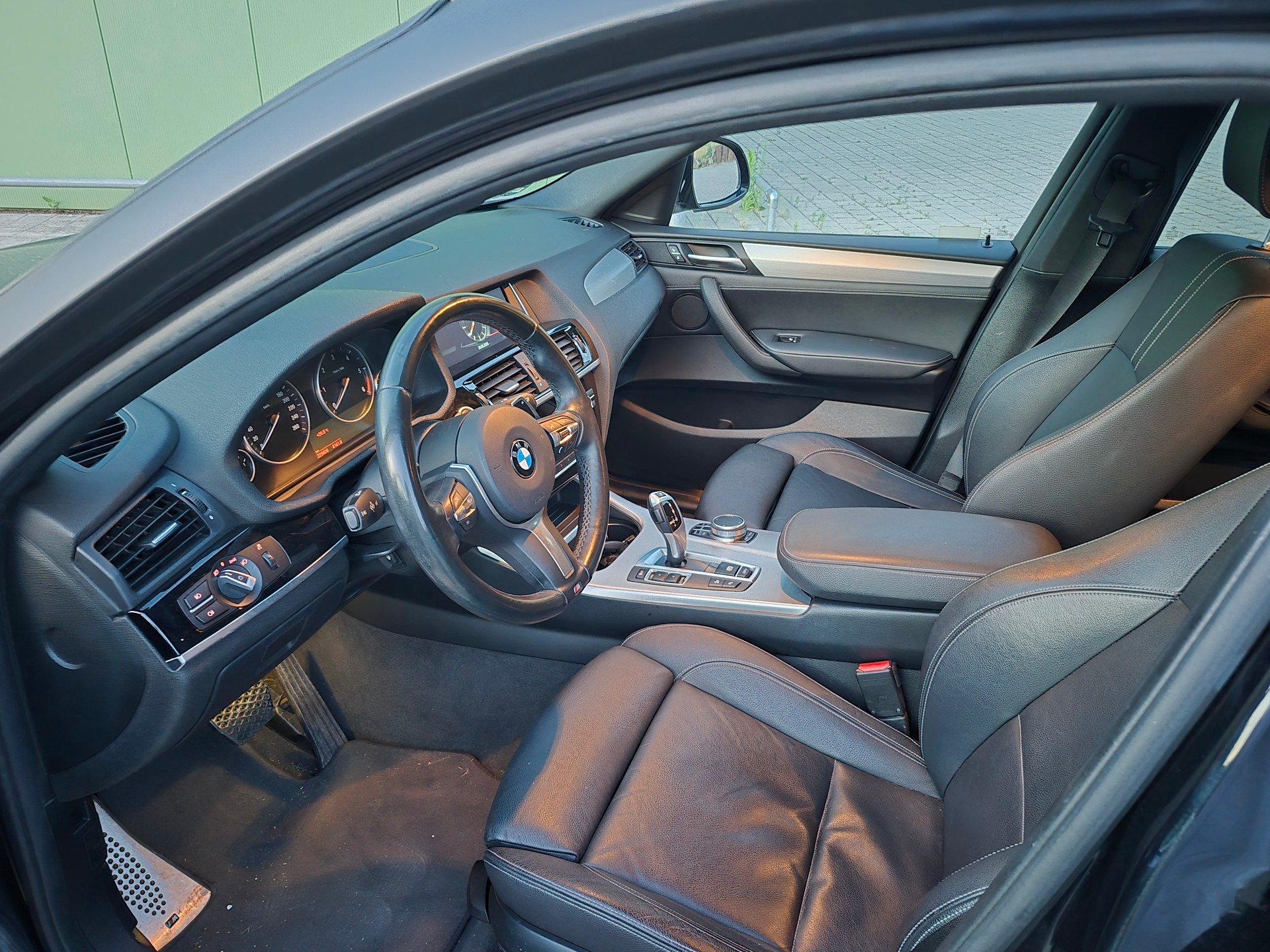 BMW X4 xDrive 20d M Sport Steptronic-image-7