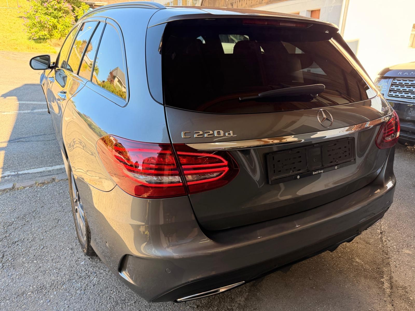 MERCEDES-BENZ C 220 d 4Matic 9G-Tronic-image-4
