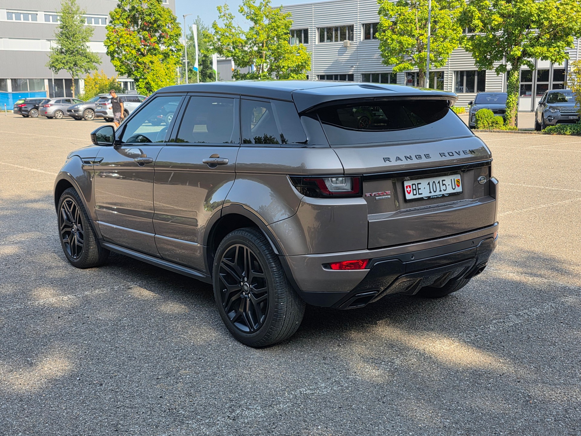 LAND ROVER Range Rover Evoque 2.0 Si4 HSE Dynamic AT9-image-1