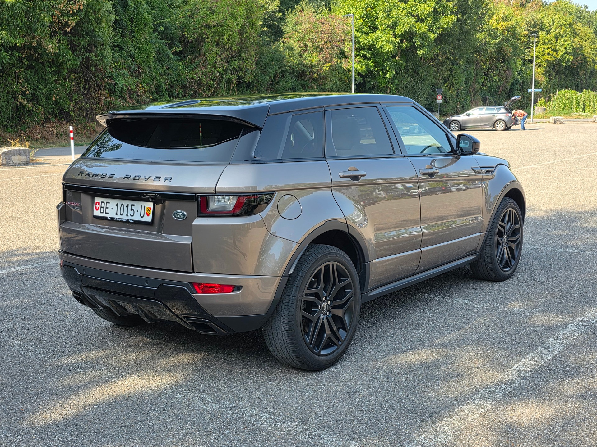 LAND ROVER Range Rover Evoque 2.0 Si4 HSE Dynamic AT9-image-5