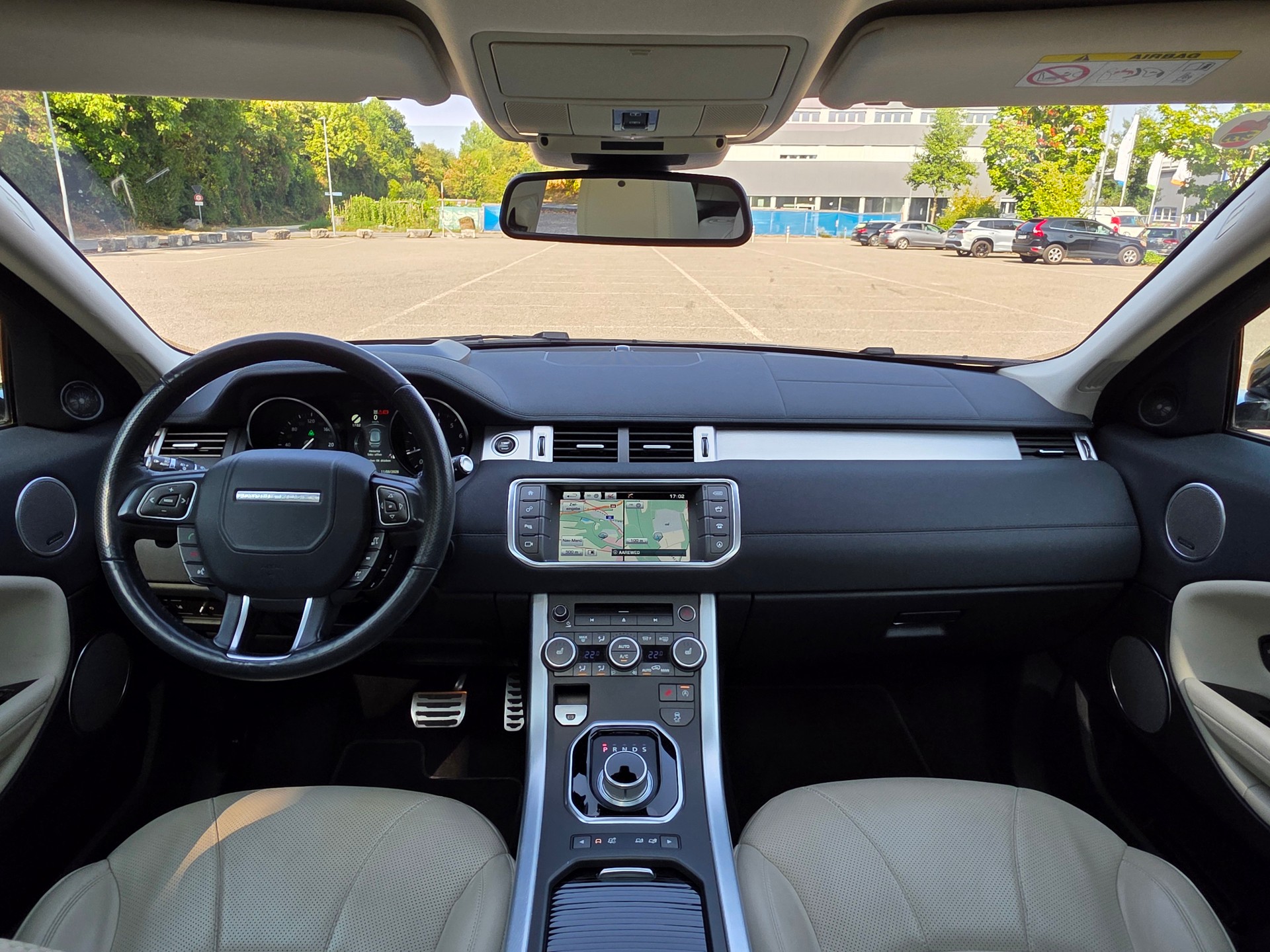 LAND ROVER Range Rover Evoque 2.0 Si4 HSE Dynamic AT9-image-13