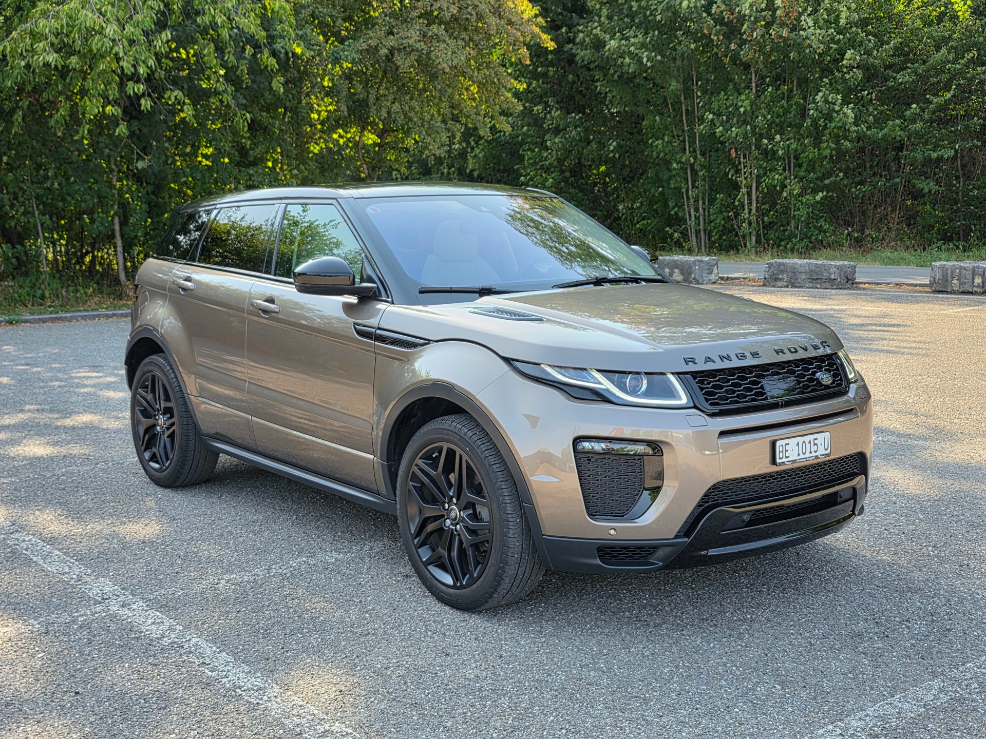 LAND ROVER Range Rover Evoque 2.0 Si4 HSE Dynamic AT9-image-4