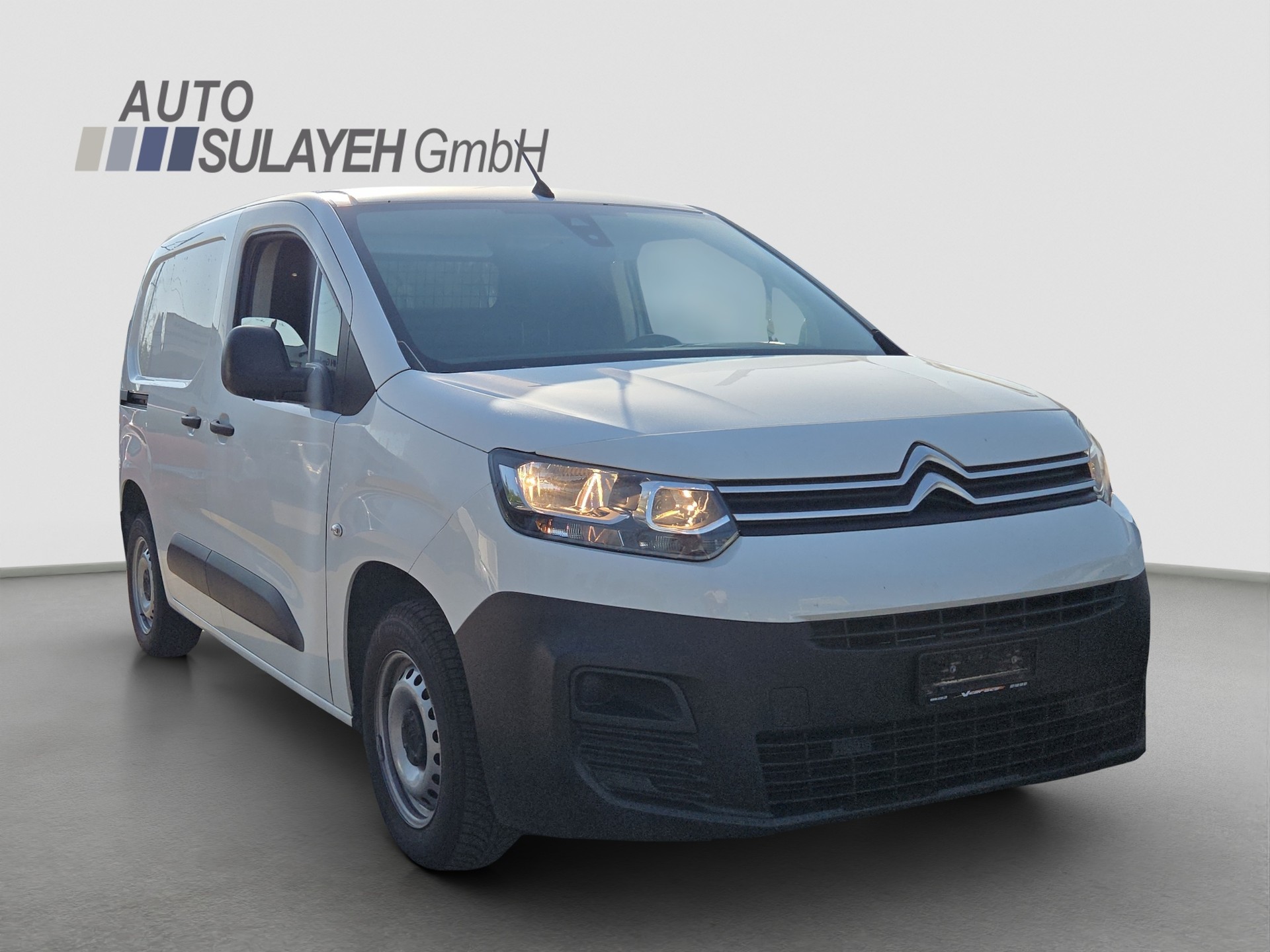 RENAULT Trafic 2.0 ENERGY dCi170 3.0t Business L2H1-image-8