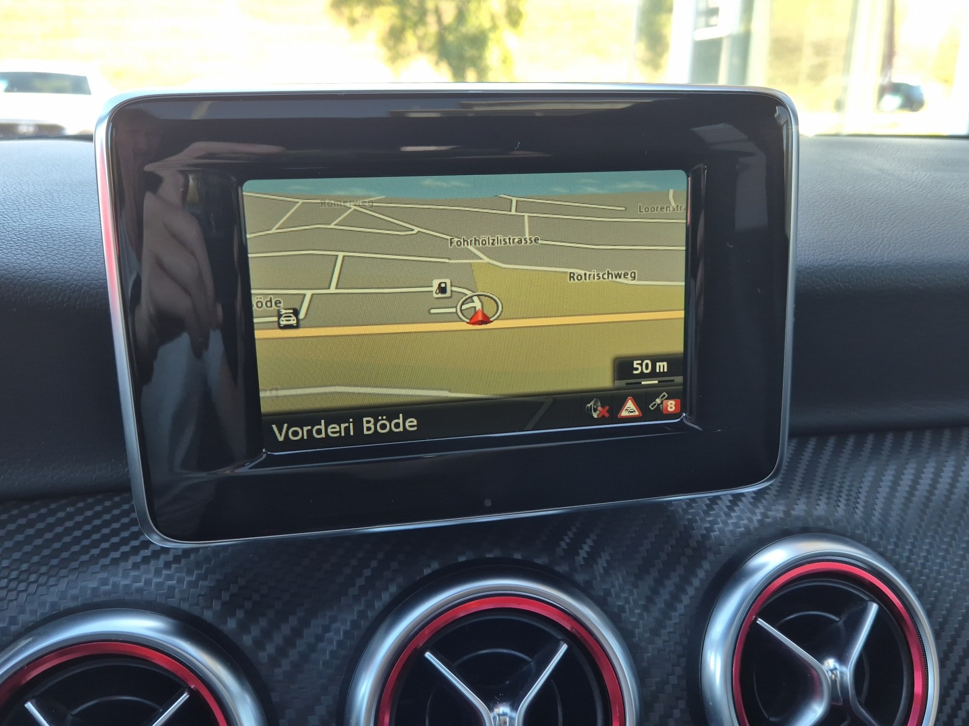 MERCEDES-BENZ A 180 AMG Line 7G-DCT-image-15
