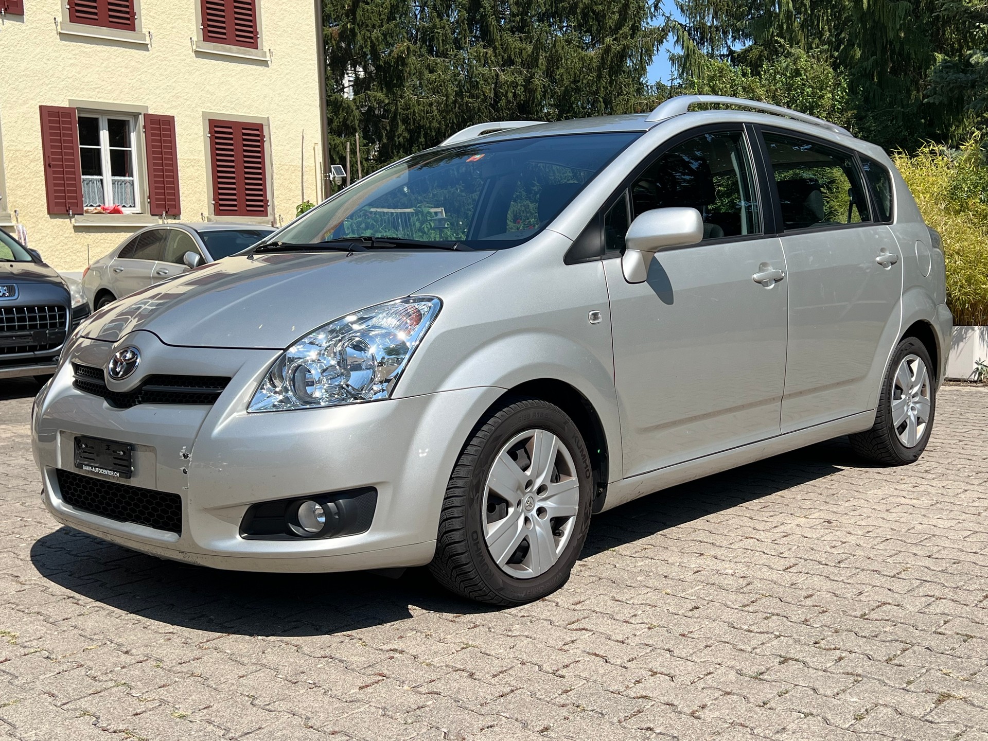 TOYOTA Corolla Verso 1.8 Linea Sol-image-2