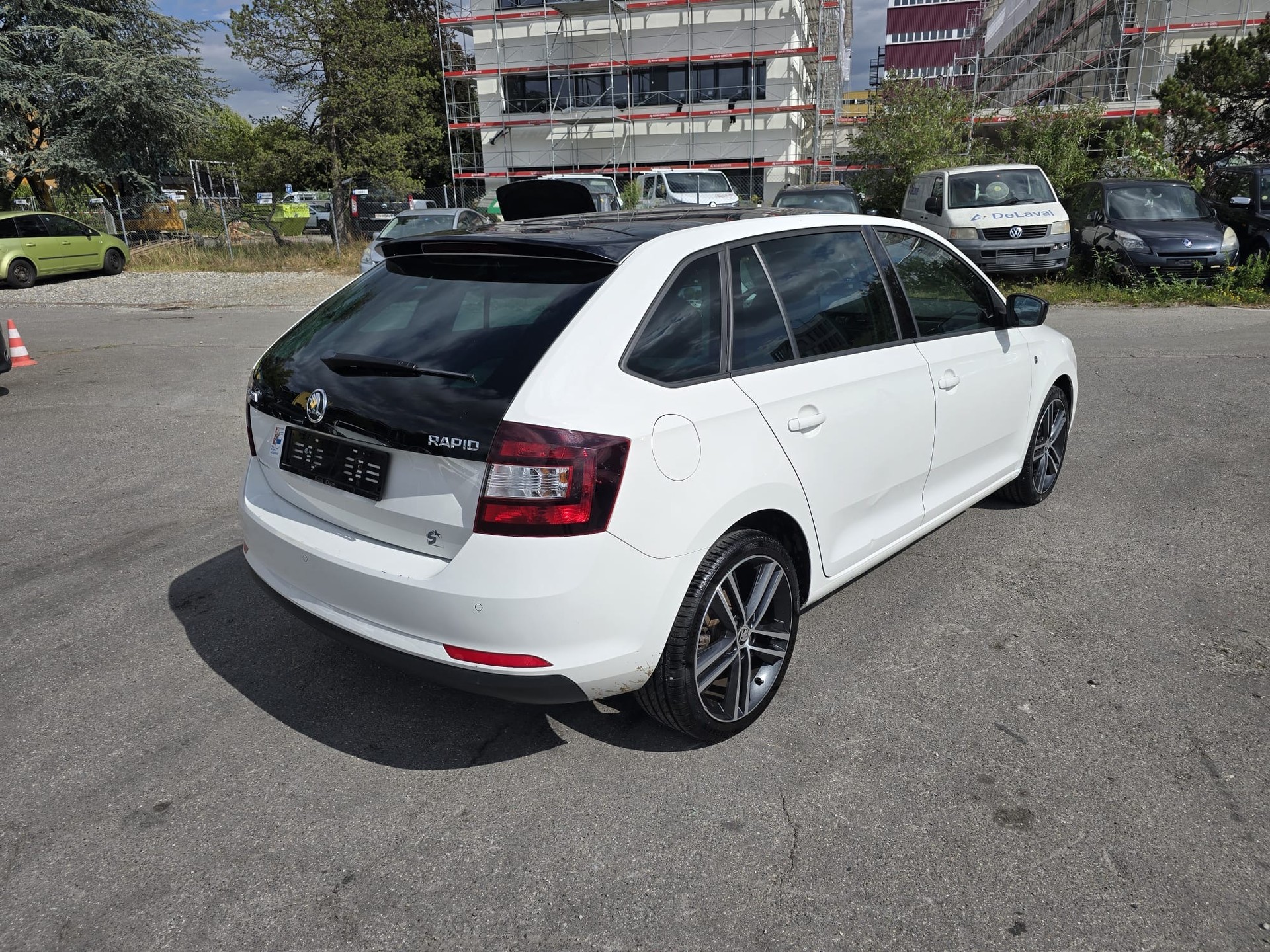 SKODA Rapid Spaceback 1.2 TSI Elegance-image-5
