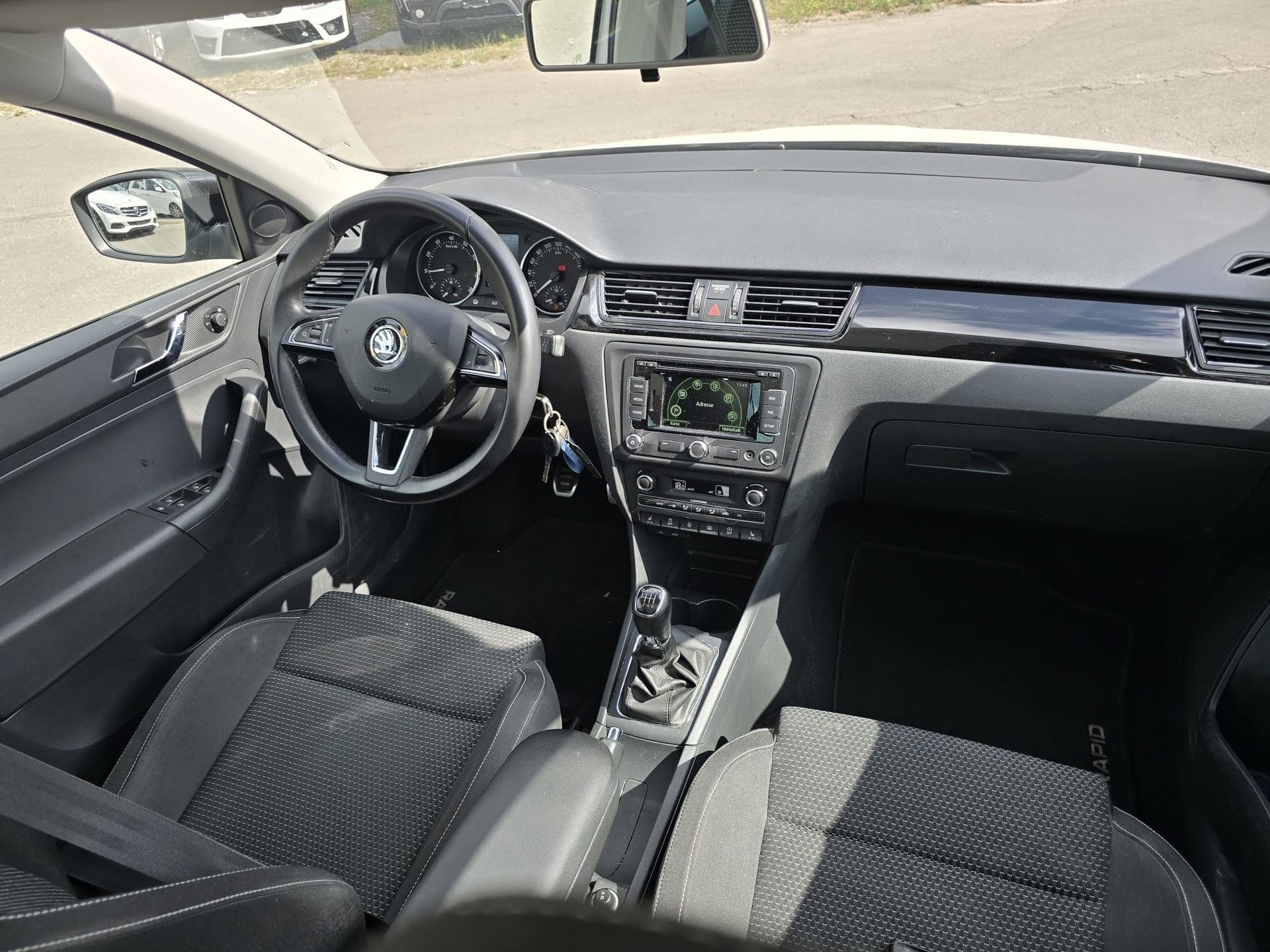 SKODA Rapid Spaceback 1.2 TSI Elegance-image-10