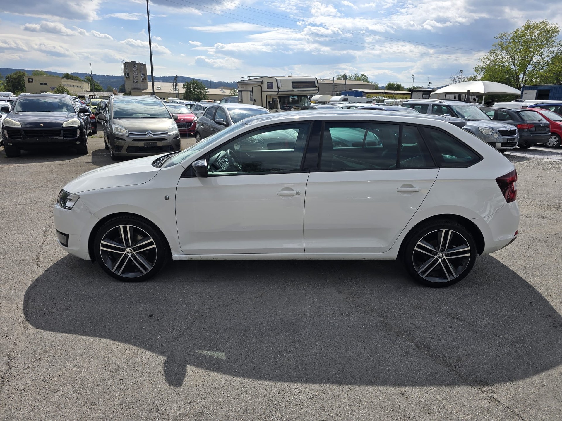 SKODA Rapid Spaceback 1.2 TSI Elegance-image-6