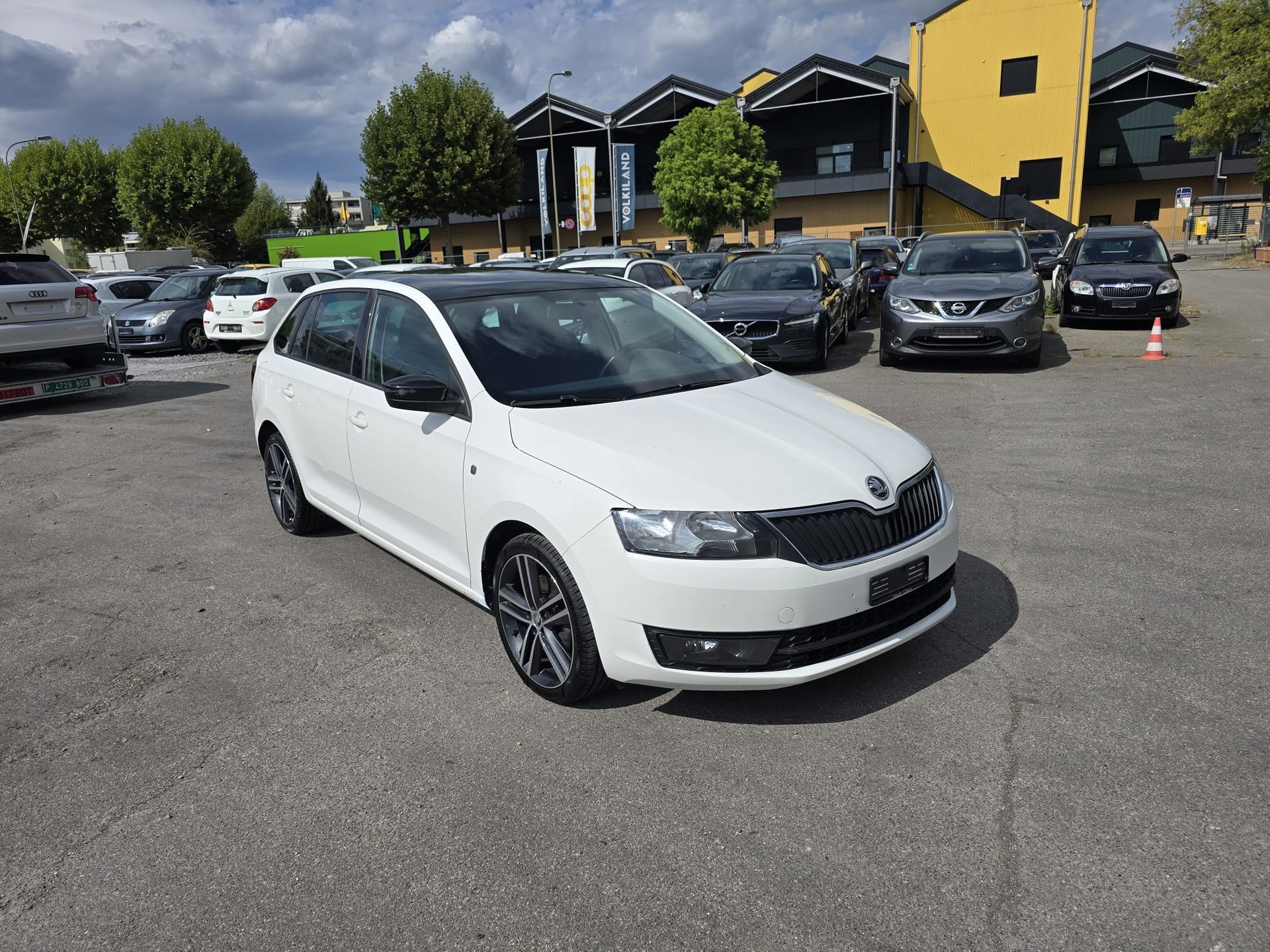 SKODA Rapid Spaceback 1.2 TSI Elegance-image-1