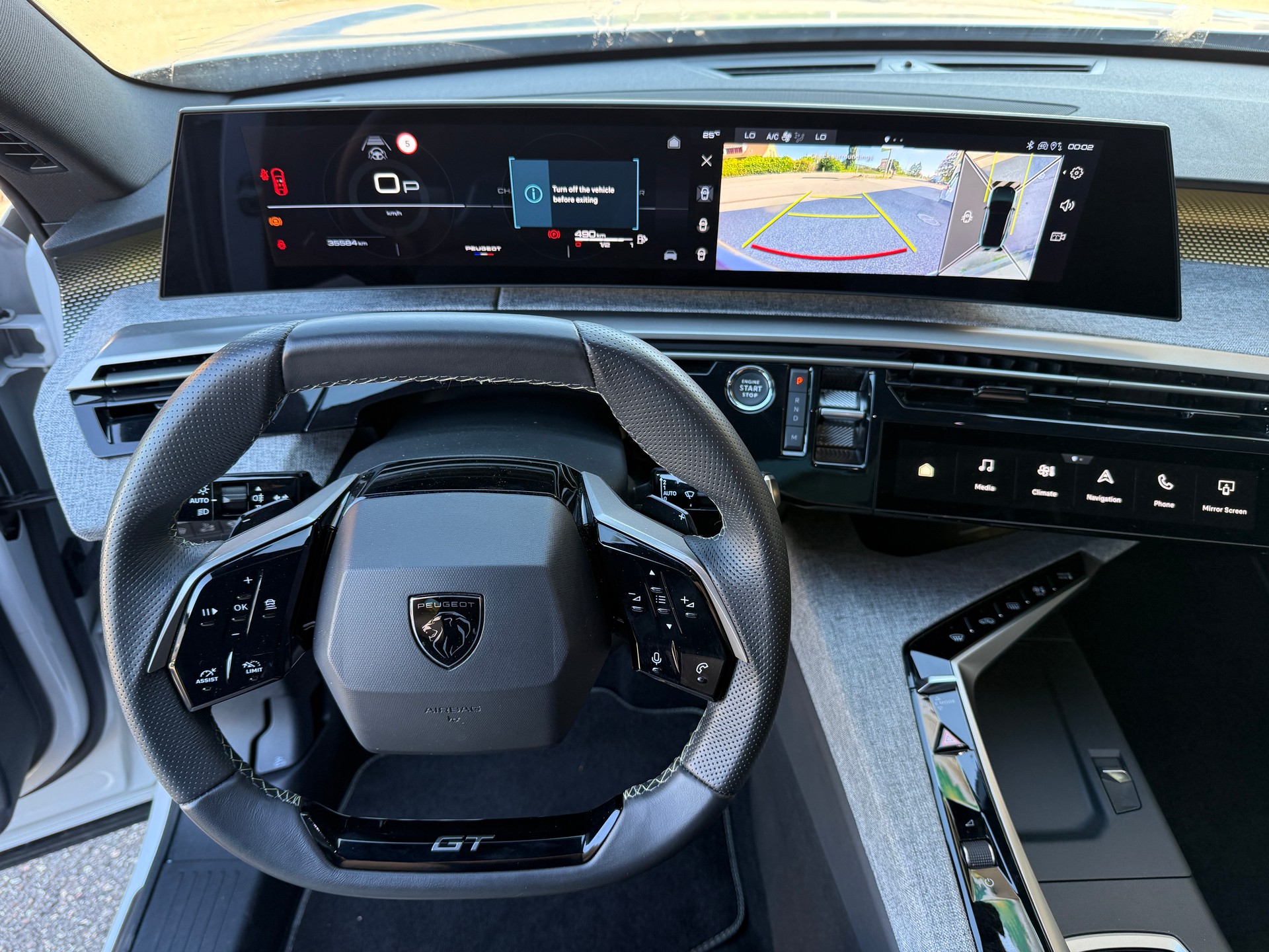 PEUGEOT 3008 145 e-DCS6 Hybrid GT-image-11